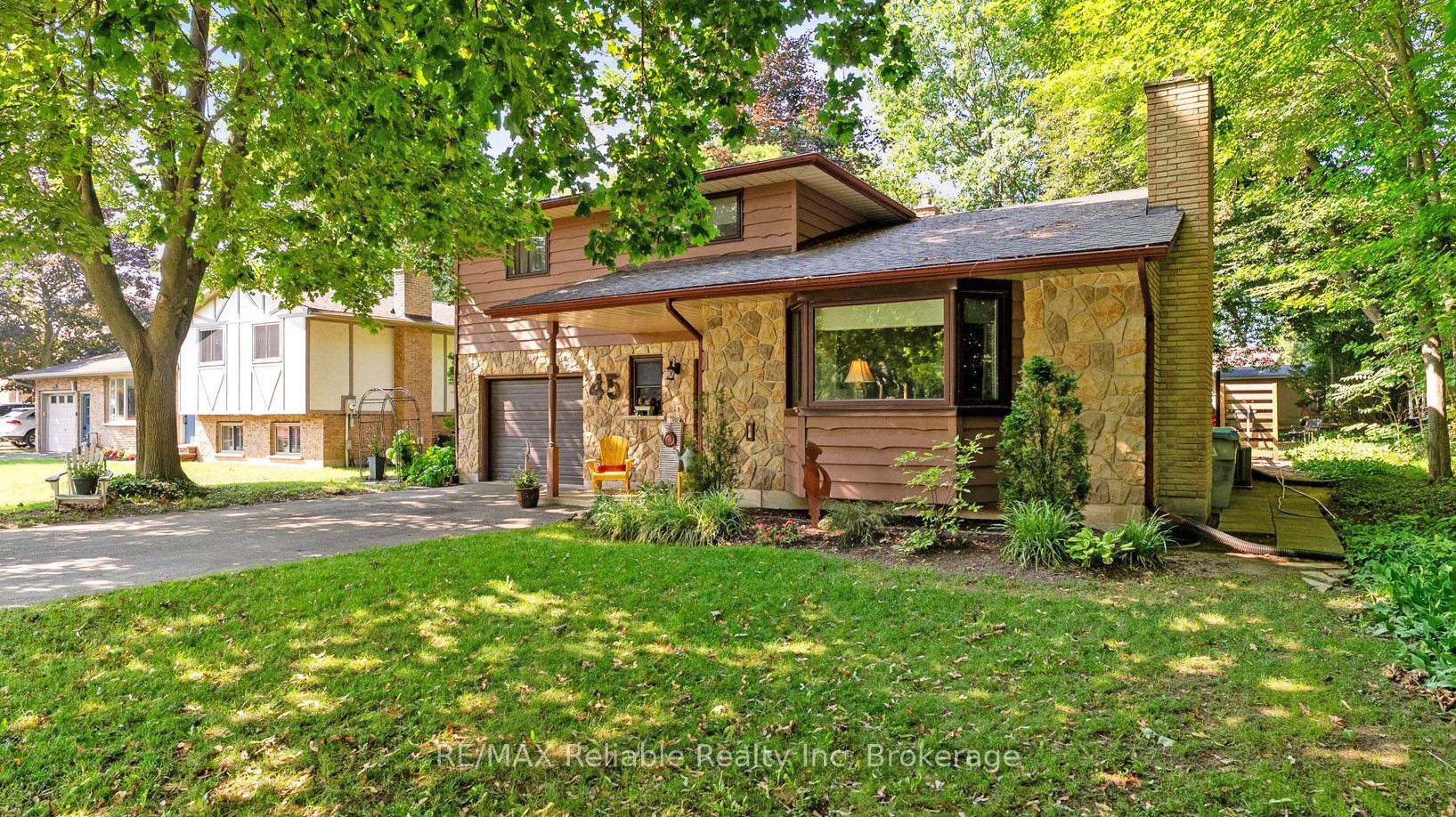 45 Main Street S, Bluewater, ON N0M 1G0