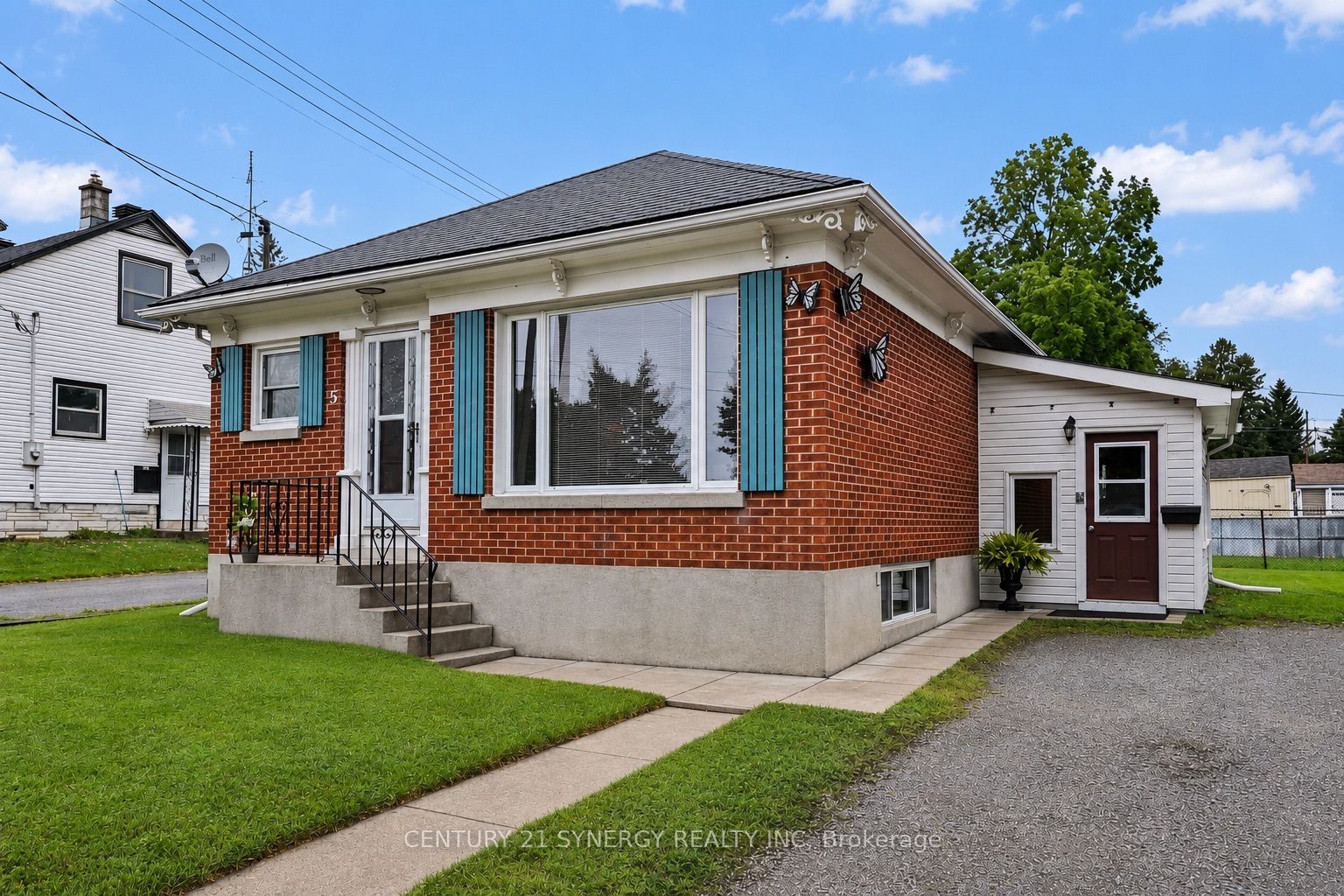 5 Queen Street, Smiths Falls, ON K7A 3N1 photo 4