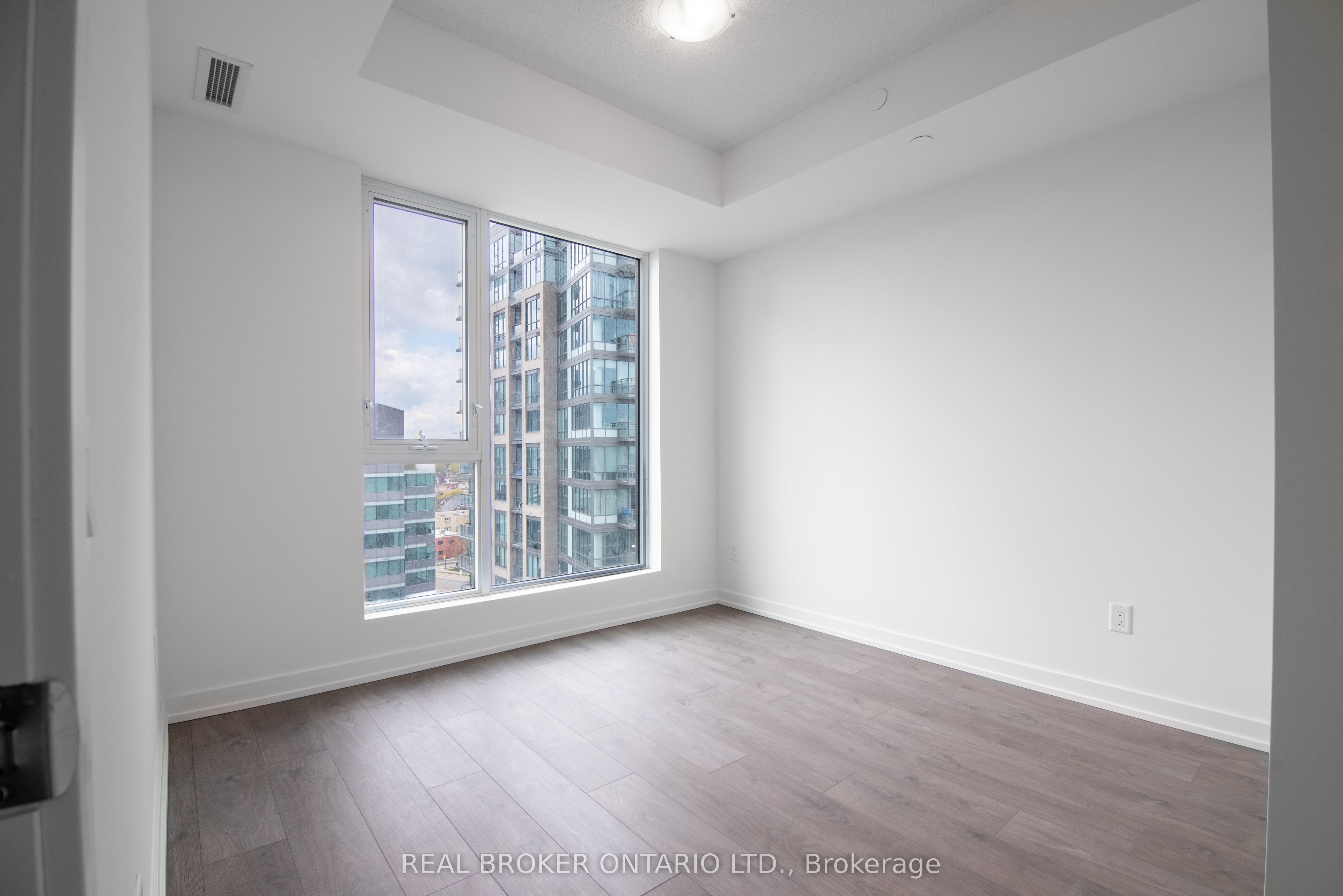 55 Duke Street W 1101, Kitchener, ON N2G 1A6 photo 5