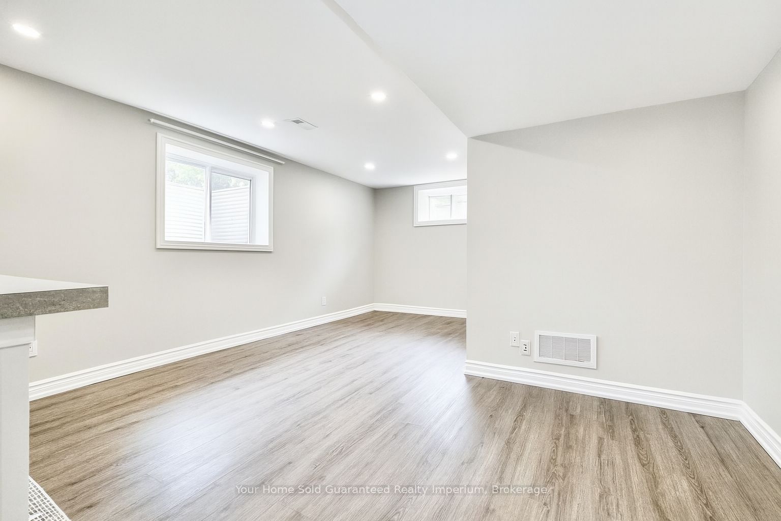115 Marigold Street Lower, Welland, ON L3C 5K1 photo 3