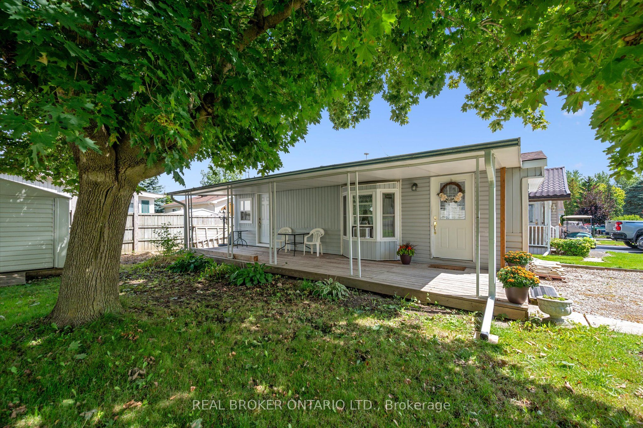 445 Pine Pass, Centre Wellington, ON N1M 2W5 photo 2