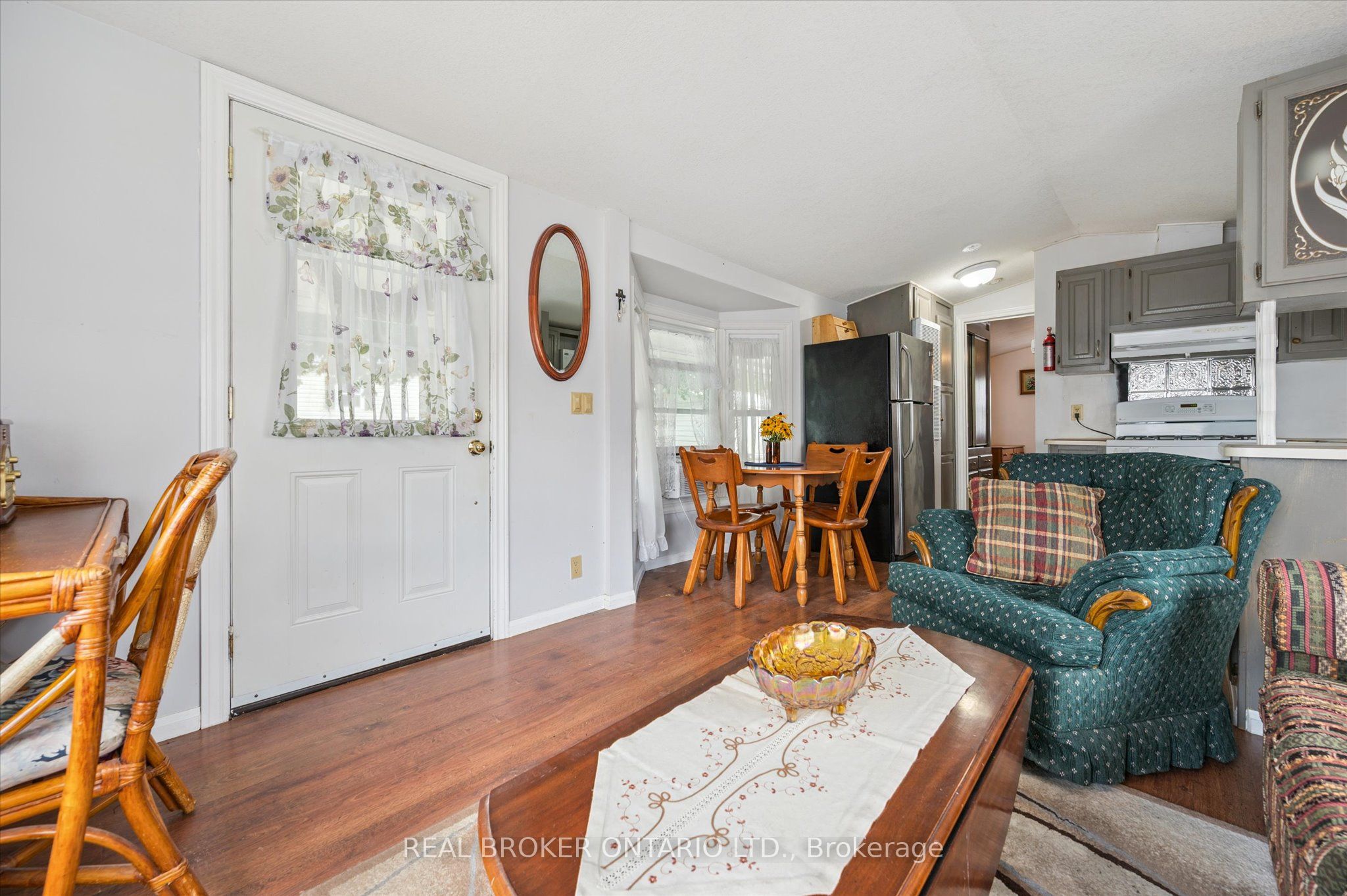 445 Pine Pass, Centre Wellington, ON N1M 2W5 photo 4