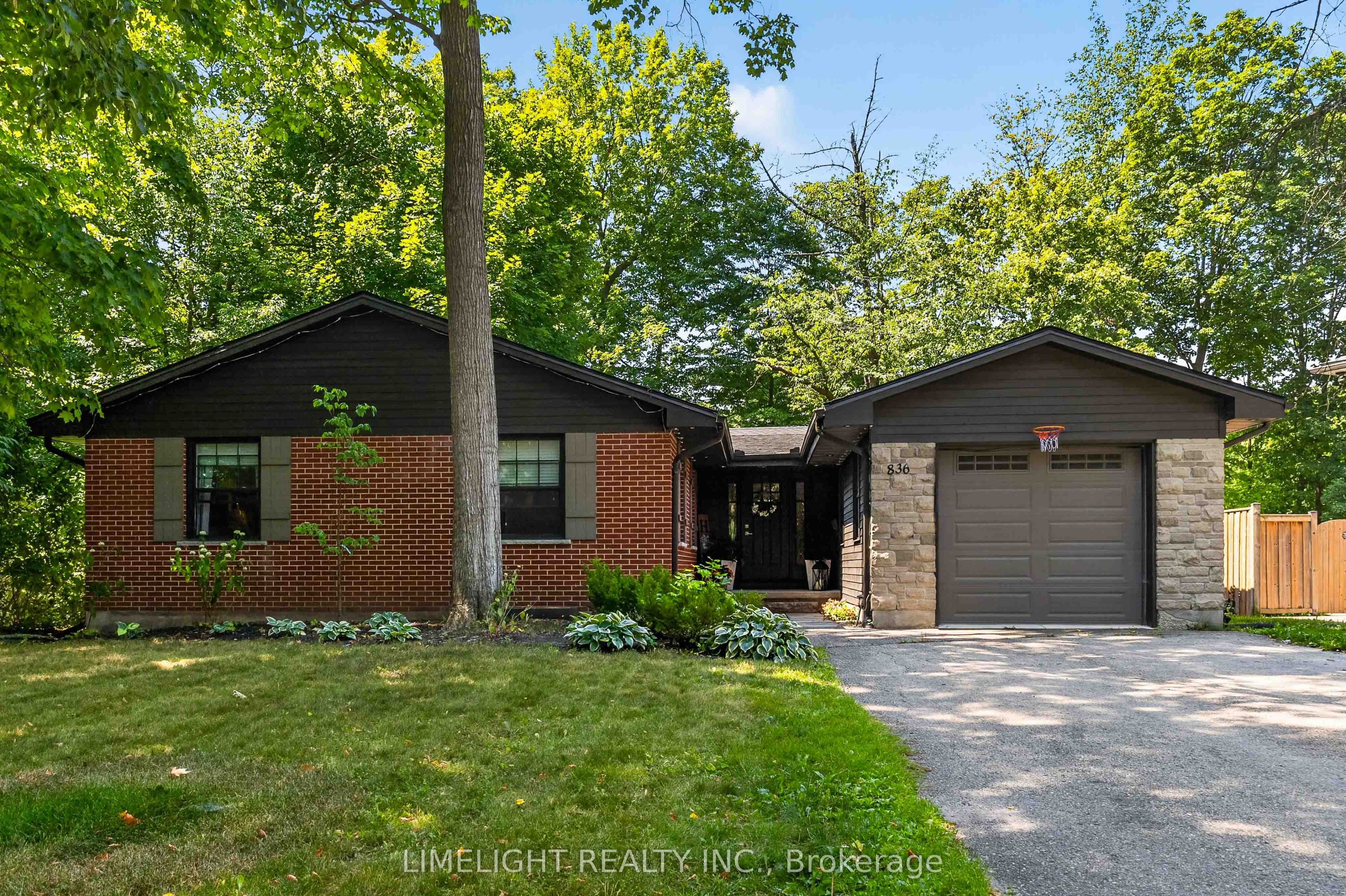 836 Manchester Road, London North, ON N6H 4J6 photo 3