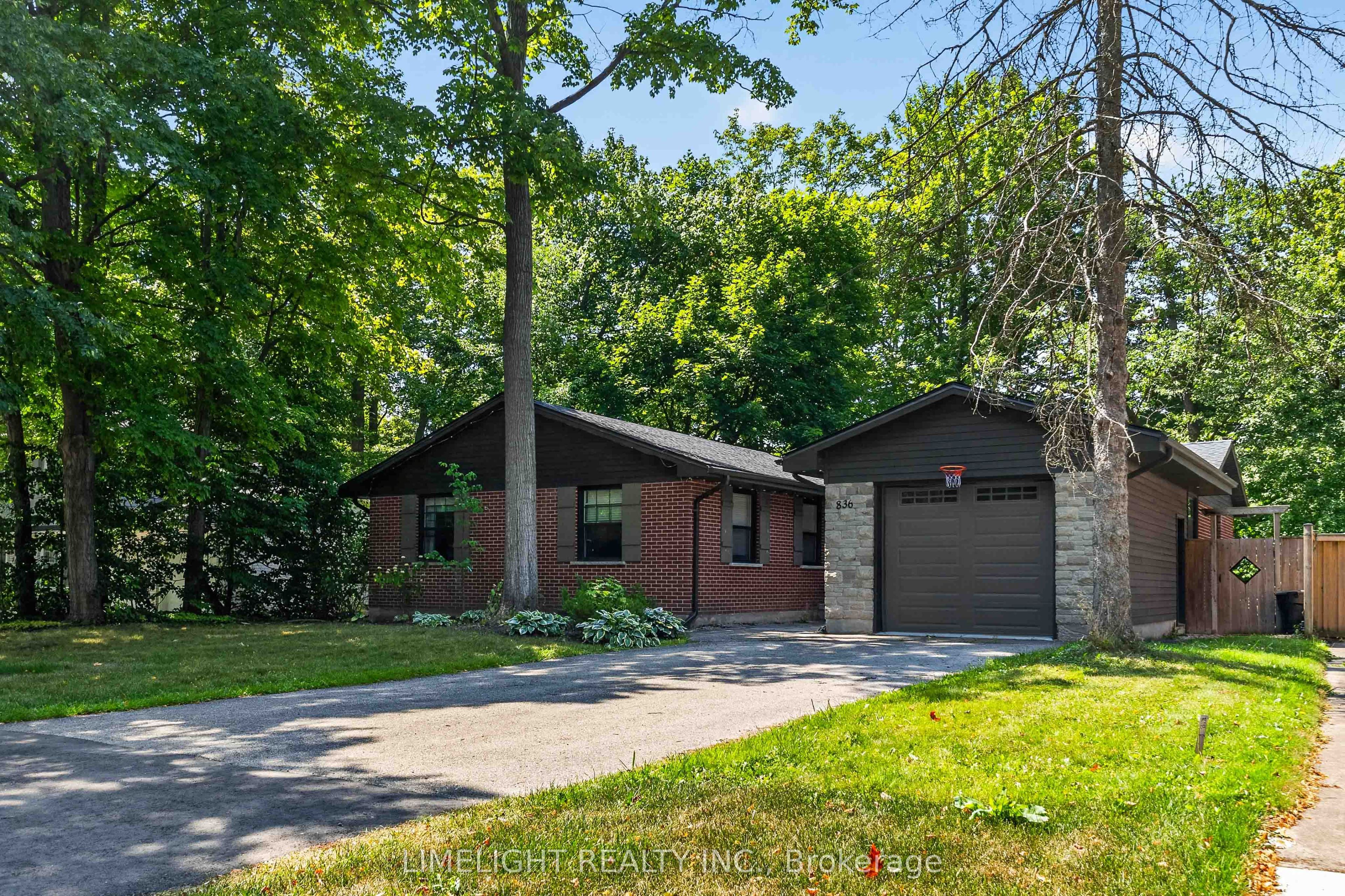 836 Manchester Road, London North, ON N6H 4J6 photo 5