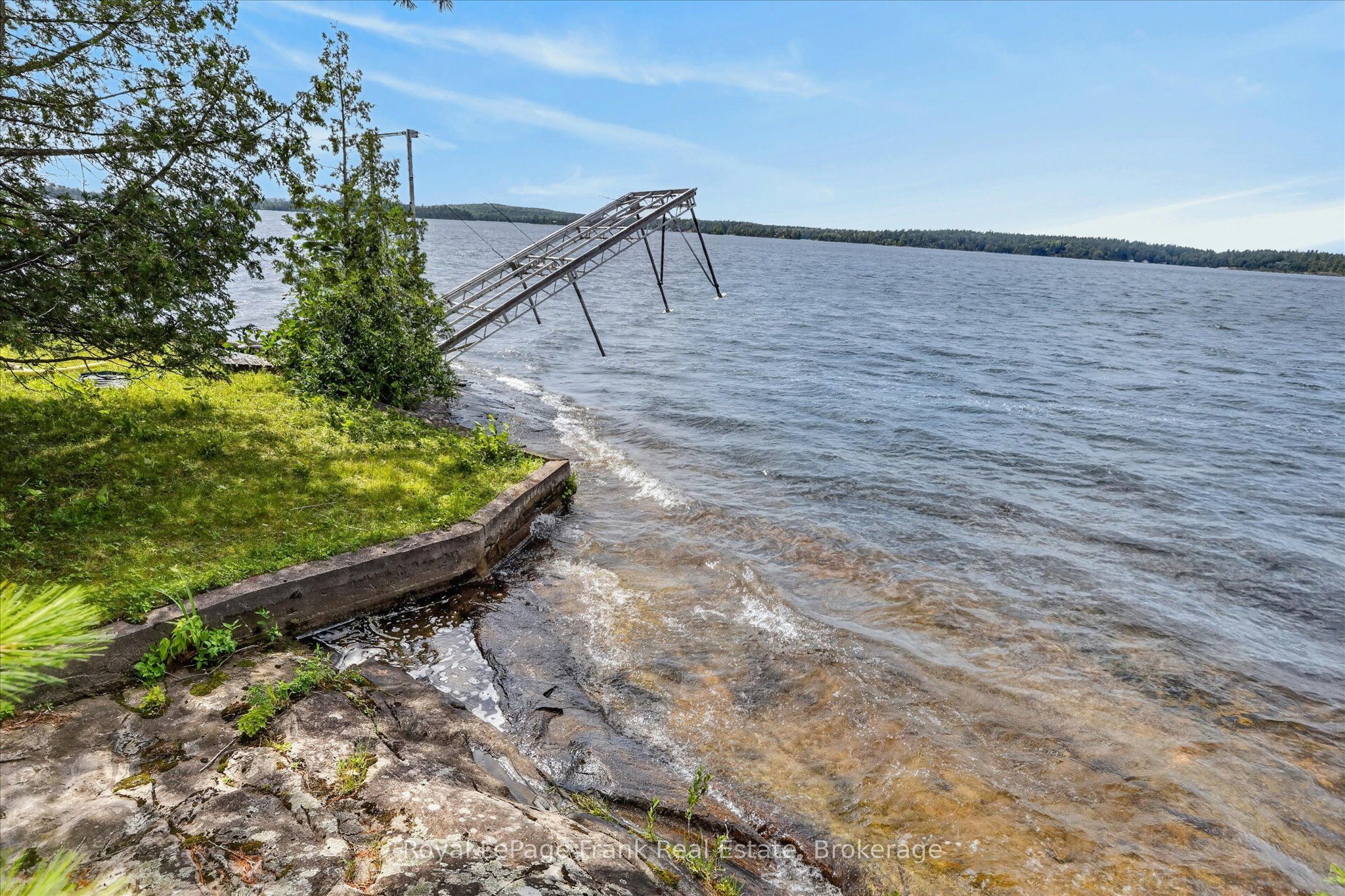 1550 Island 85 Stoney Lake, Douro-Dummer, ON K0L 2H0 photo 4