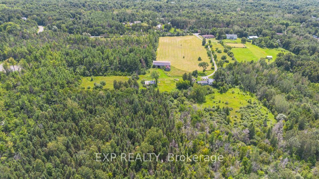 8037 Parkway Road, Greely - Metcalfe - Osgoode - Vernon and Area, ON K0A 2P0