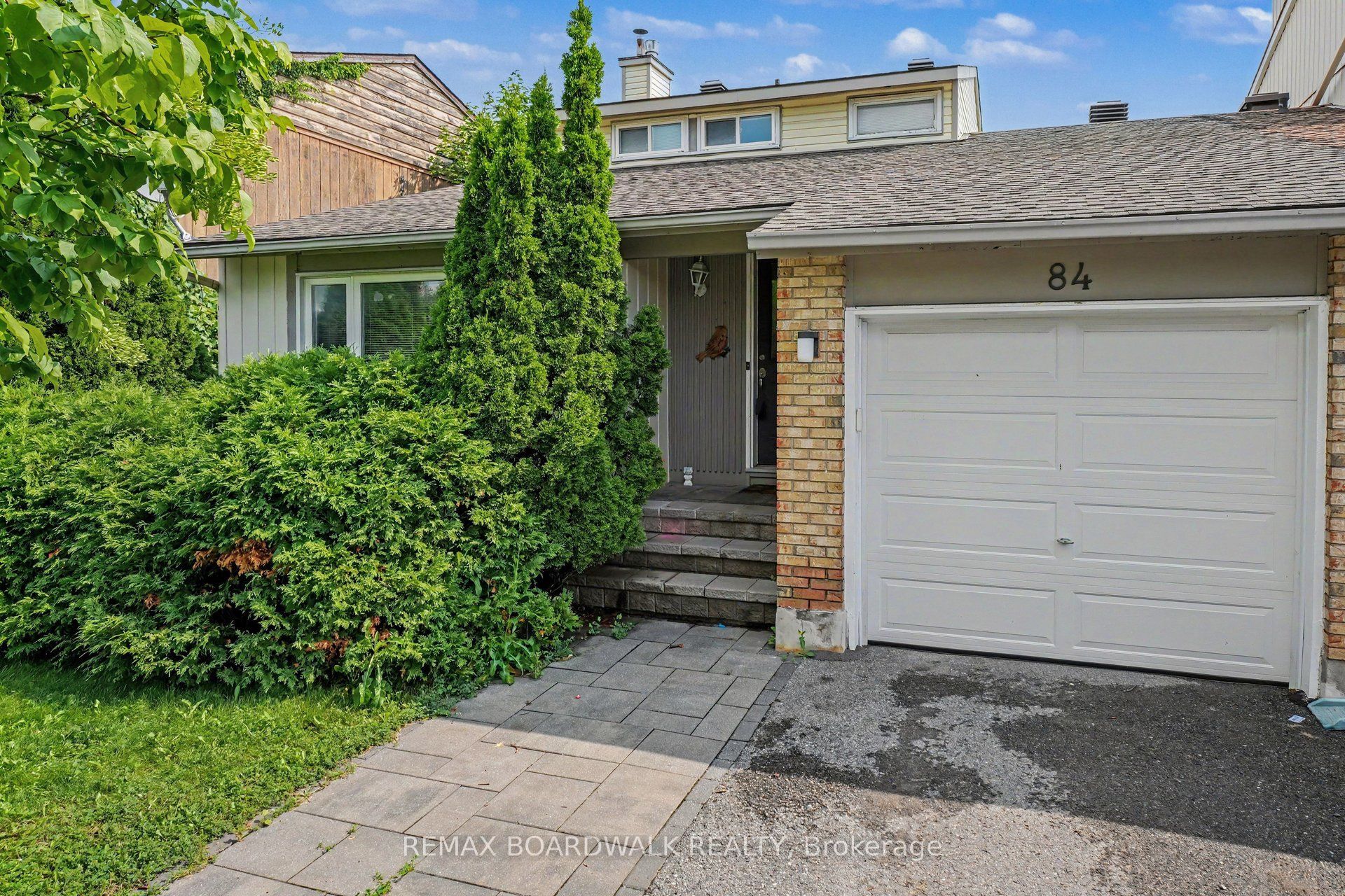 84 Sherway Drive, Barrhaven, ON K2J 1N8 photo 2