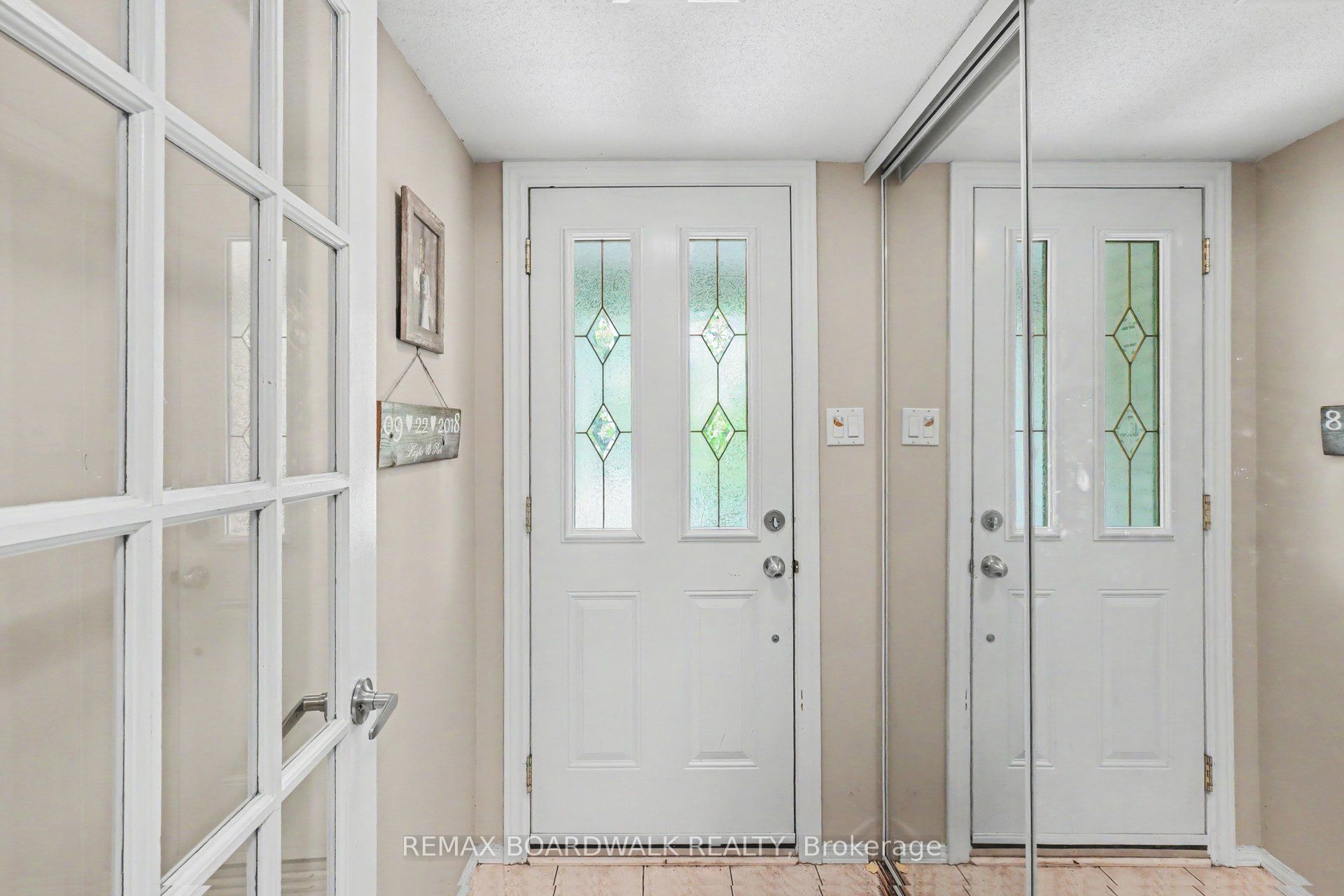 84 Sherway Drive, Barrhaven, ON K2J 1N8 photo 3
