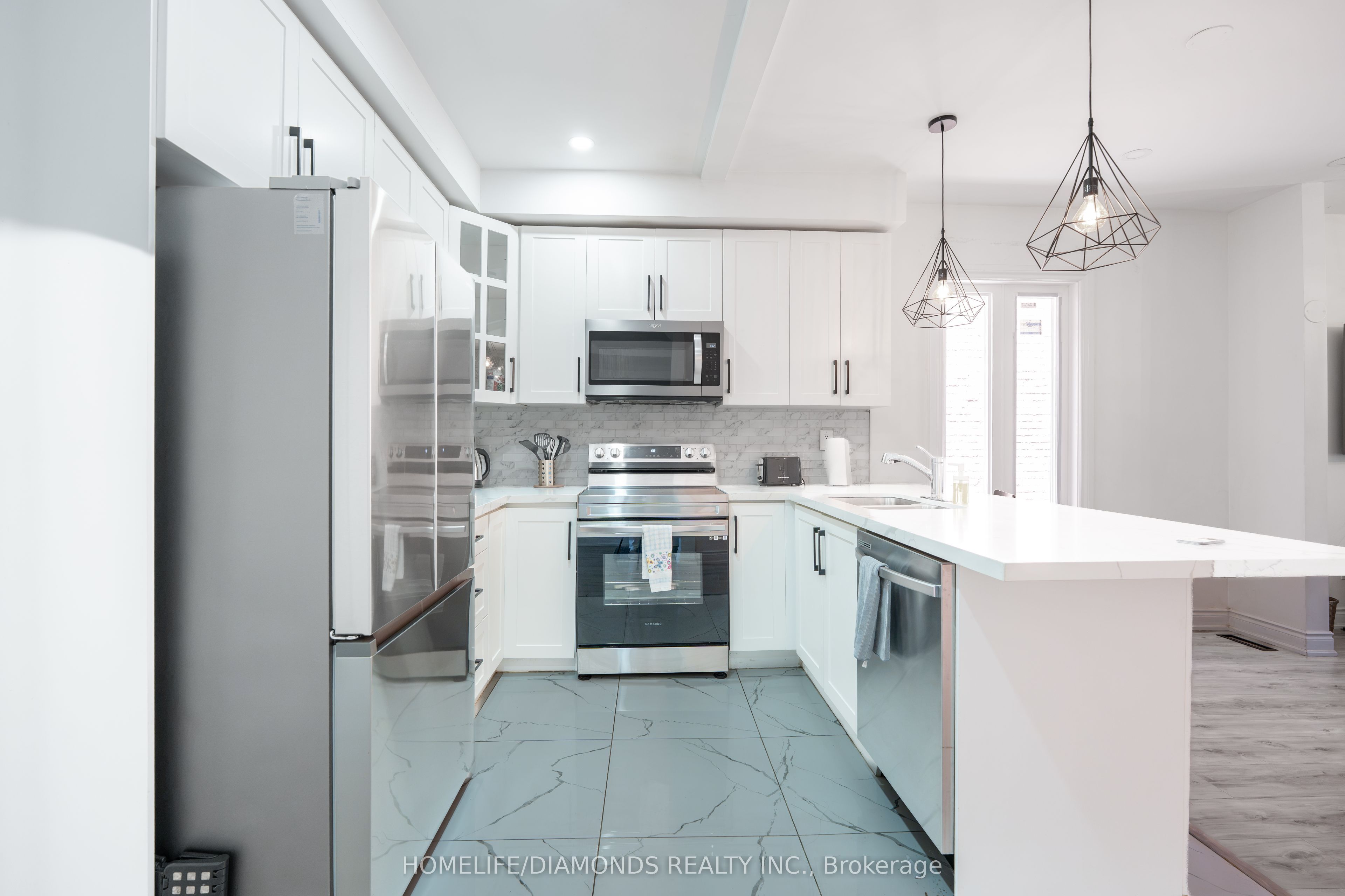 20 Somerset Avenue, Hamilton, ON L8L 2L5 photo 5