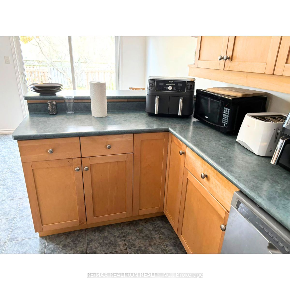 1264 Blackmaple Drive, London East, ON N5Y 5V4 photo 5