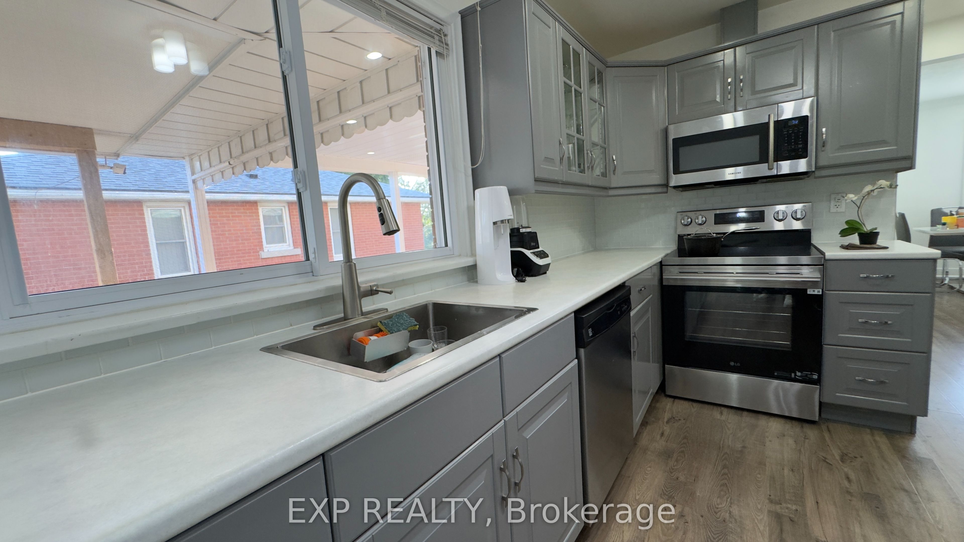 6150 Fingland Street, Niagara Falls, ON L2E 2G4 photo 5