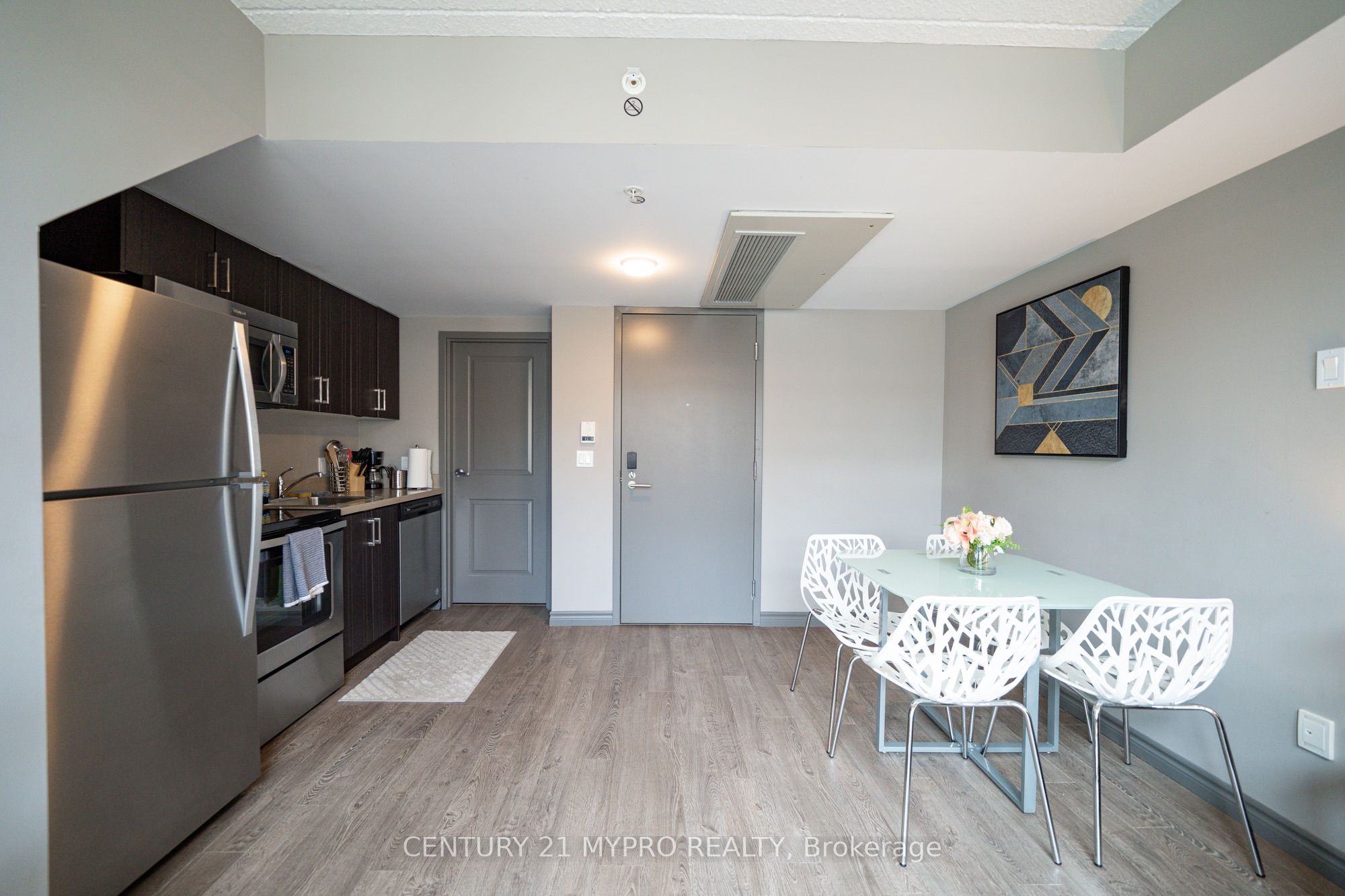 321 Spruce Street 710, Waterloo, ON N2L 3M6 photo 5
