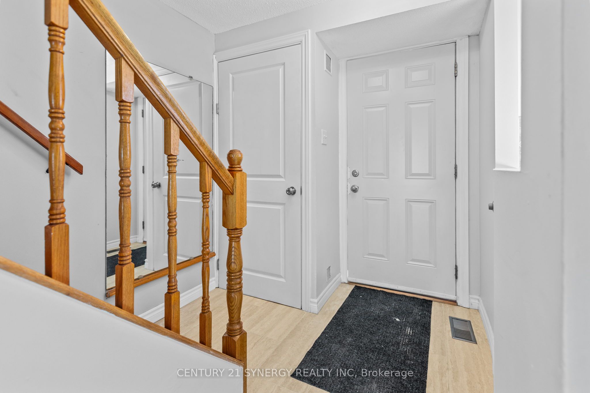 1472 Heatherington Road C, Hunt Club - South Keys and Area, ON K1V 6S1 photo 5