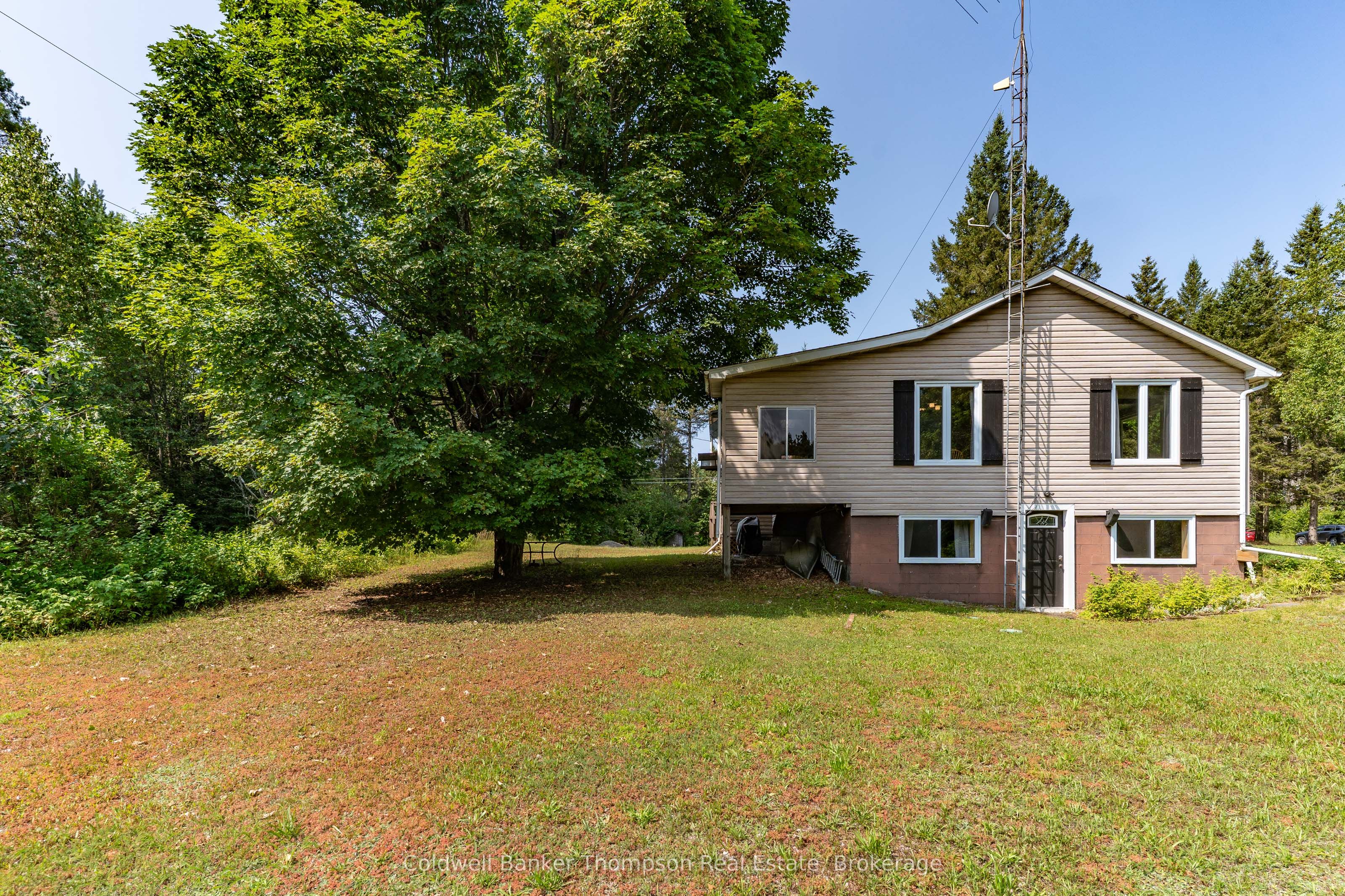 245 James Camp Road, Burk's Falls, ON P0A 1C0 photo 4