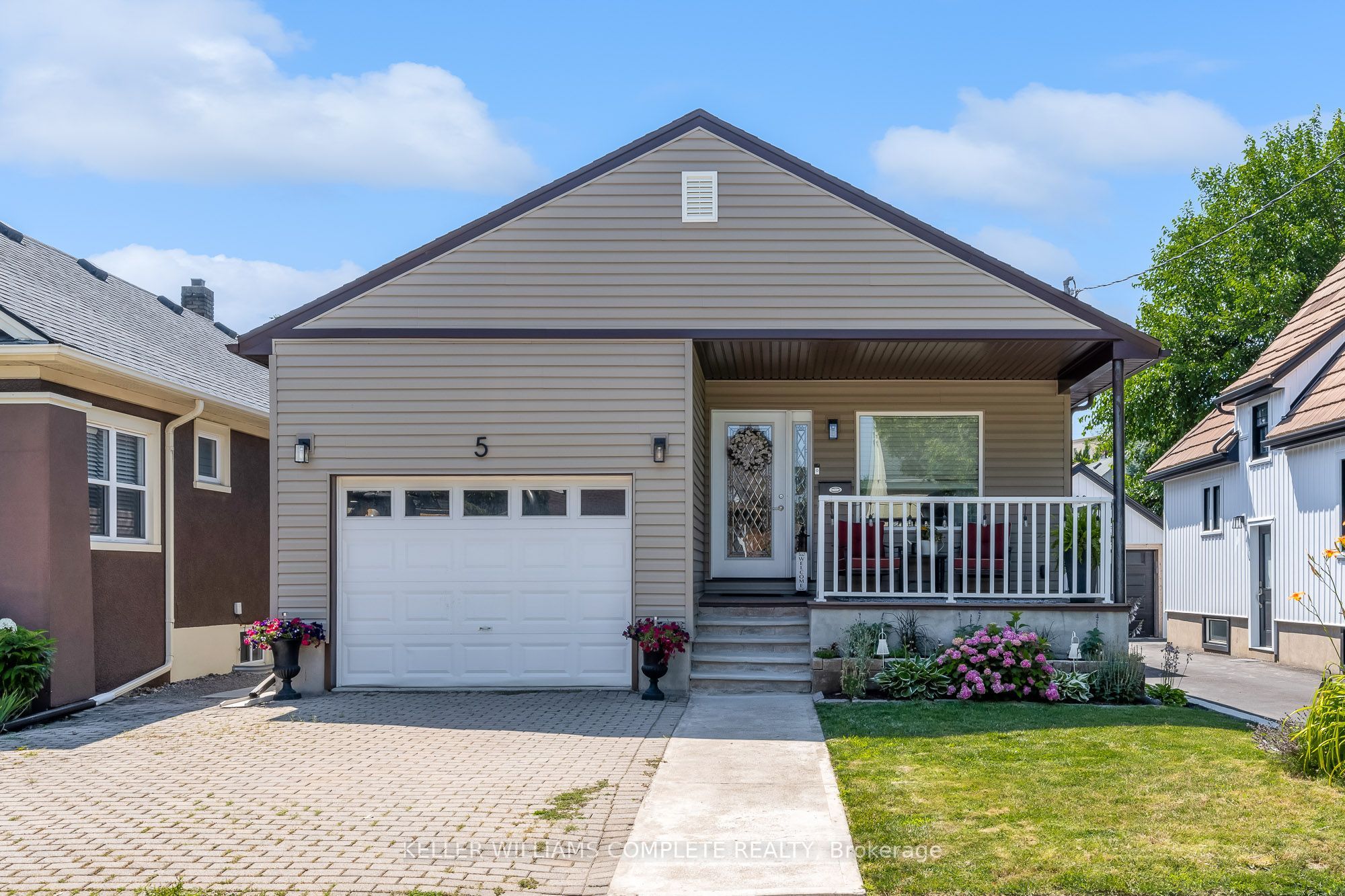 5 Bruce Street, St. Catharines, ON L2R 5S7