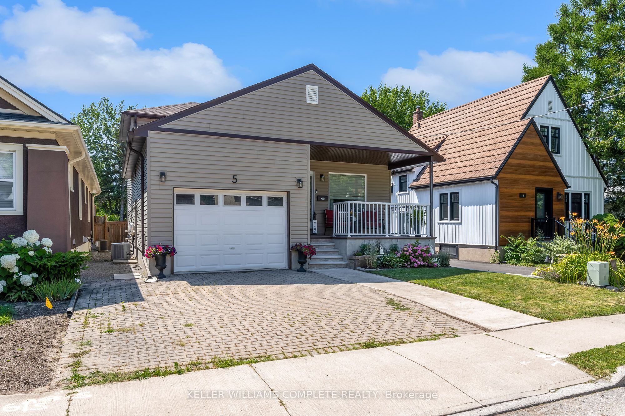 5 Bruce Street, St. Catharines, ON L2R 5S7 photo 2