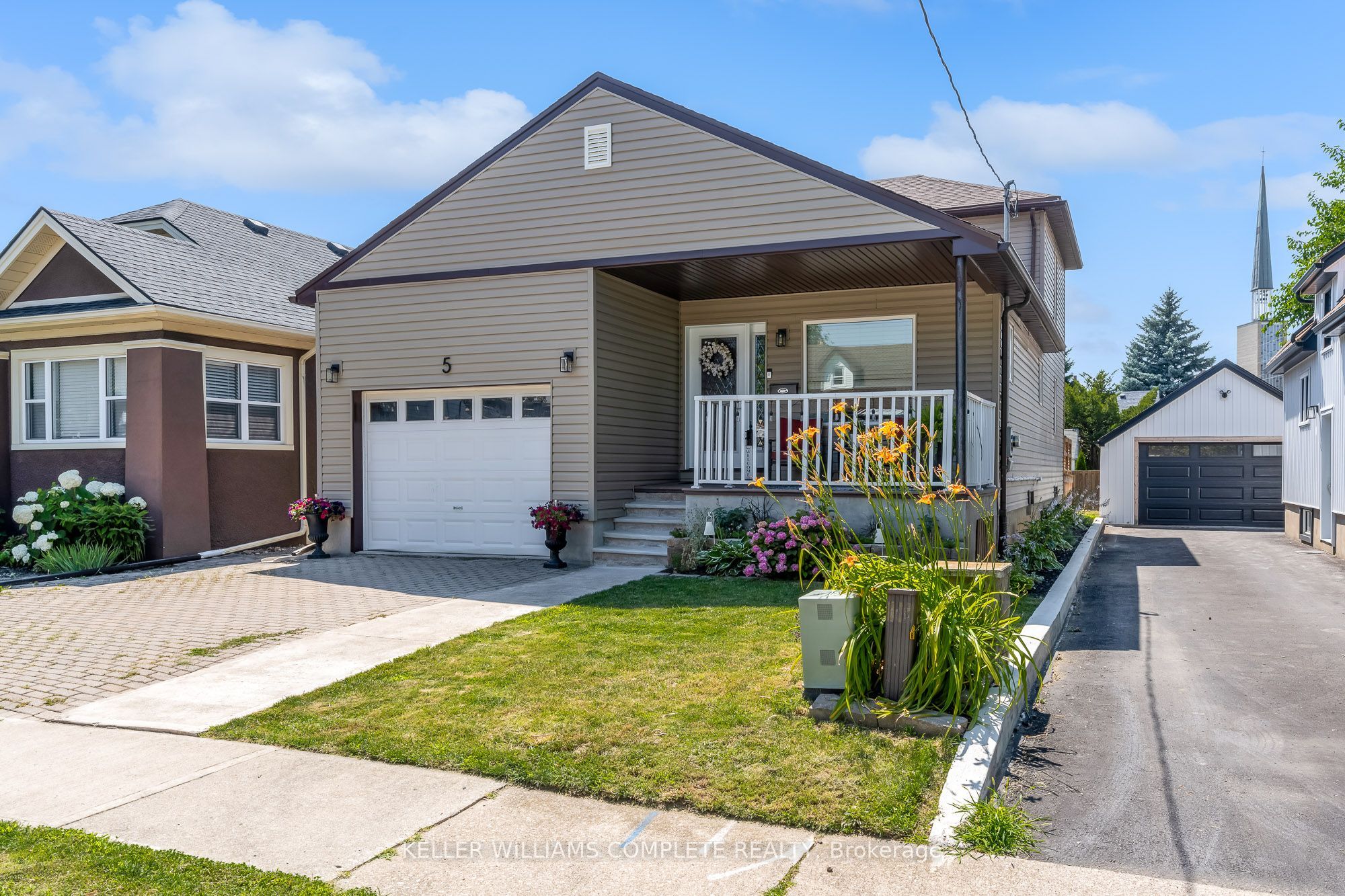 5 Bruce Street, St. Catharines, ON L2R 5S7 photo 3