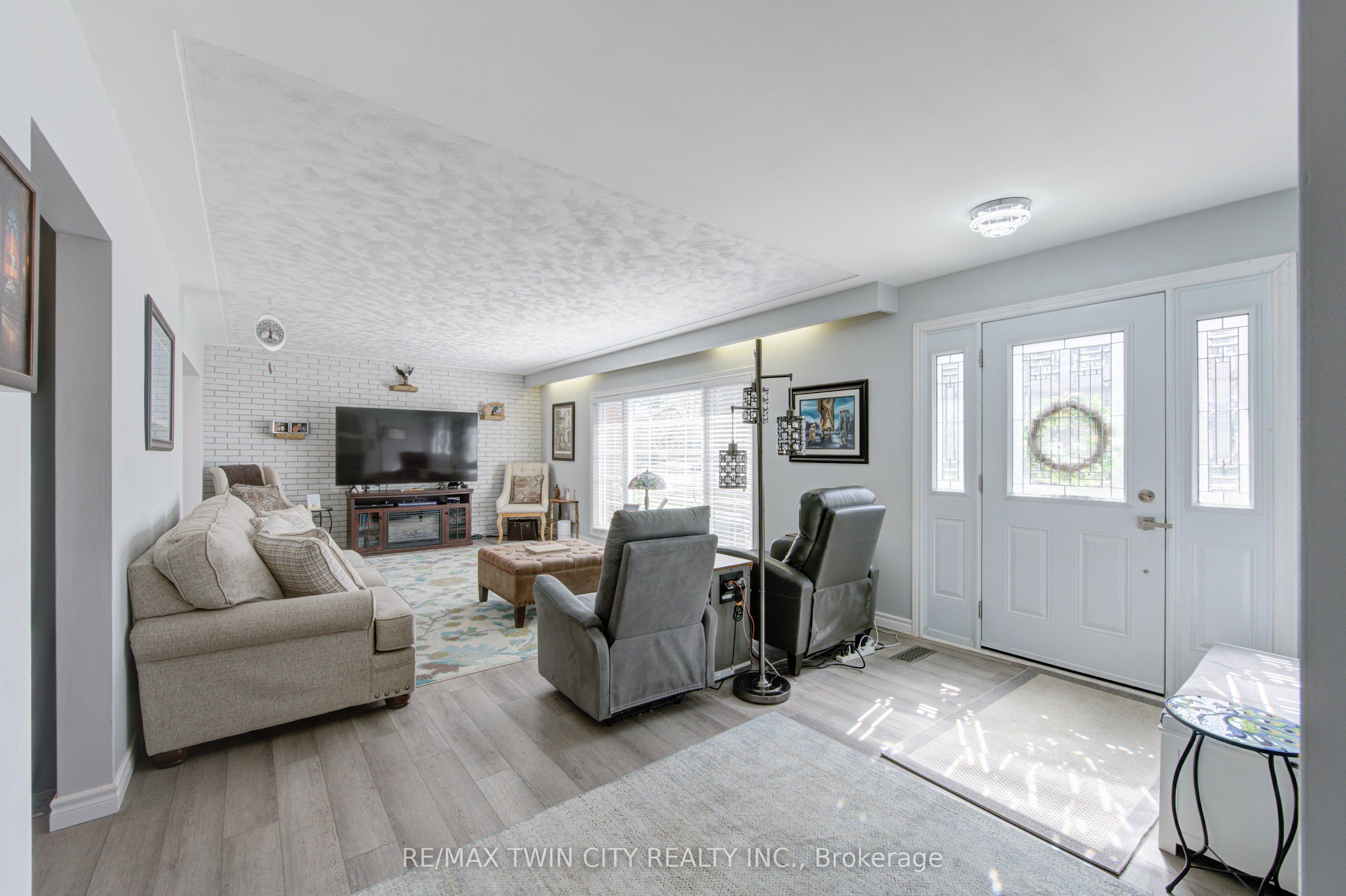 186 Shuh Avenue, Kitchener, ON N2A 1H6 photo 5