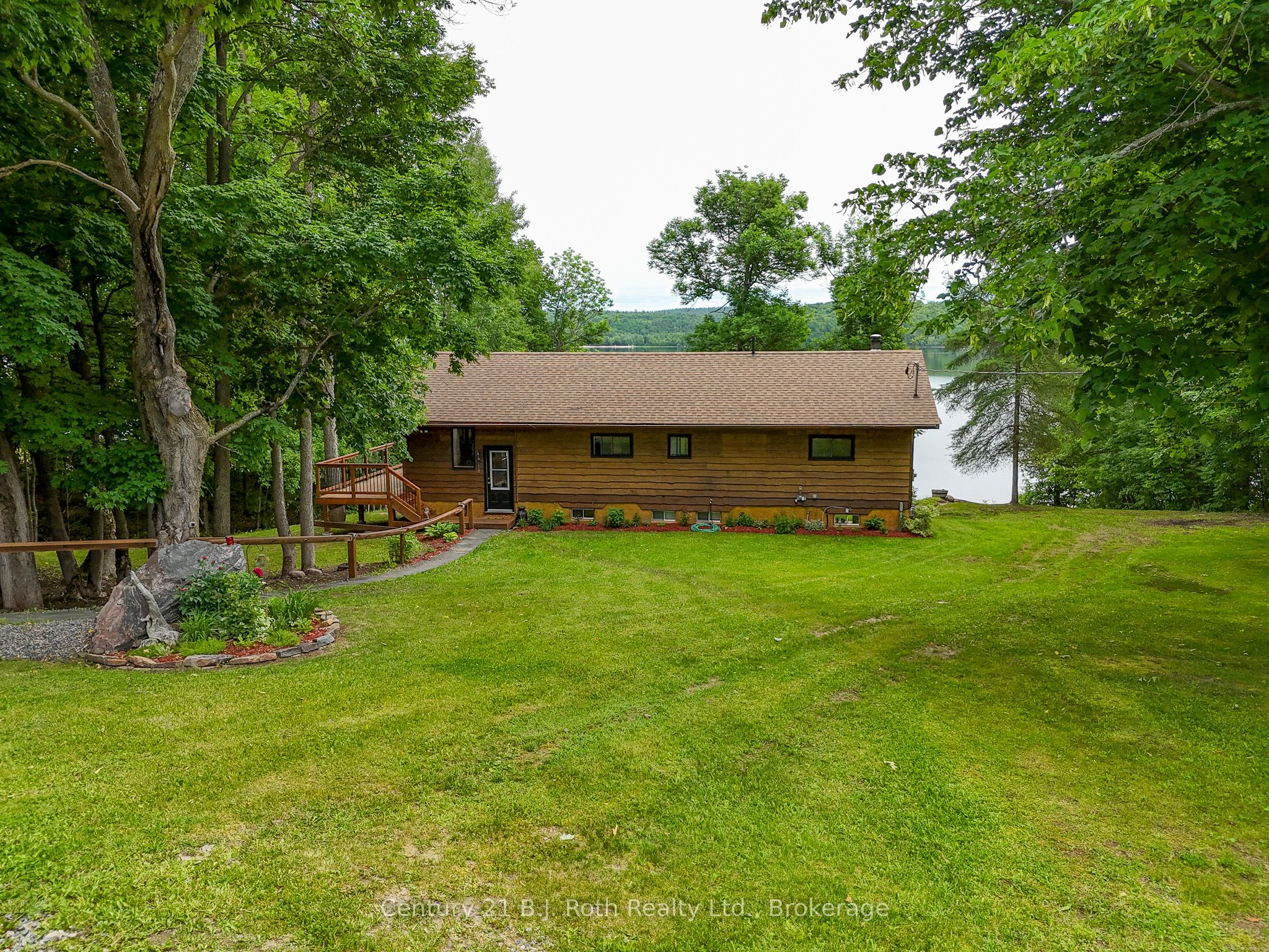 169 ODD'S Drive, Parry Sound Remote Area, ON P0H 2R0 photo 2