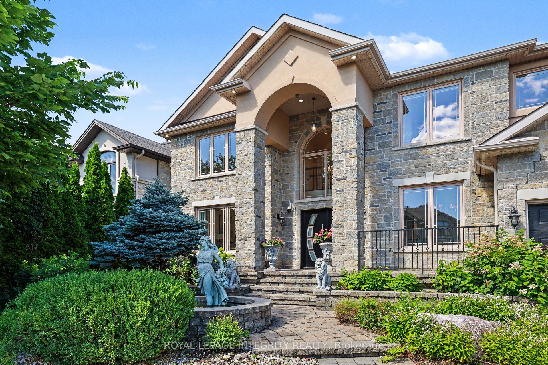 523 Kochar Drive, Mooneys Bay - Carleton Heights and Area, ON K2C 4G9 photo 3