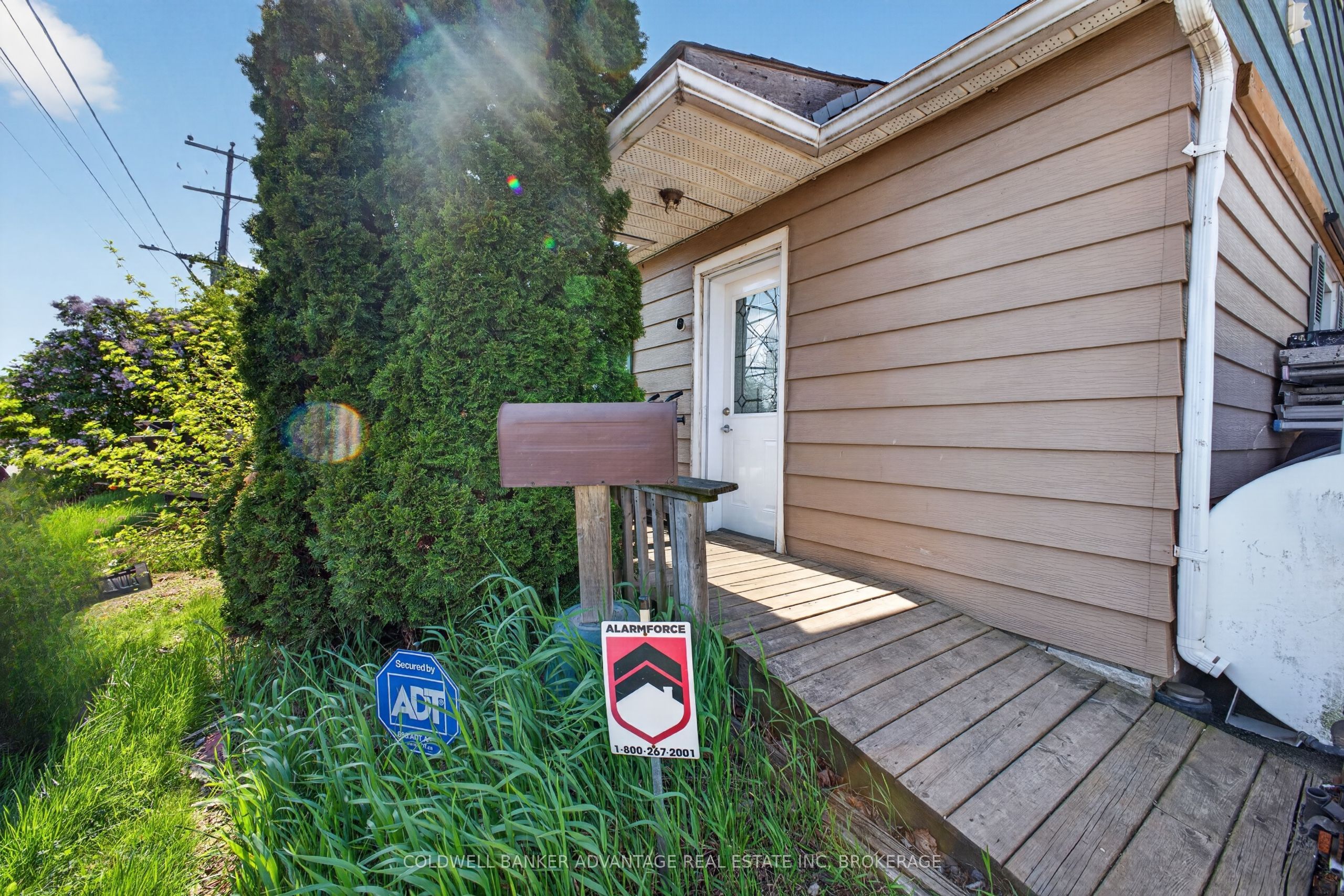 614 Waterloo Street, Hamilton, ON L8H 6V5 photo 2