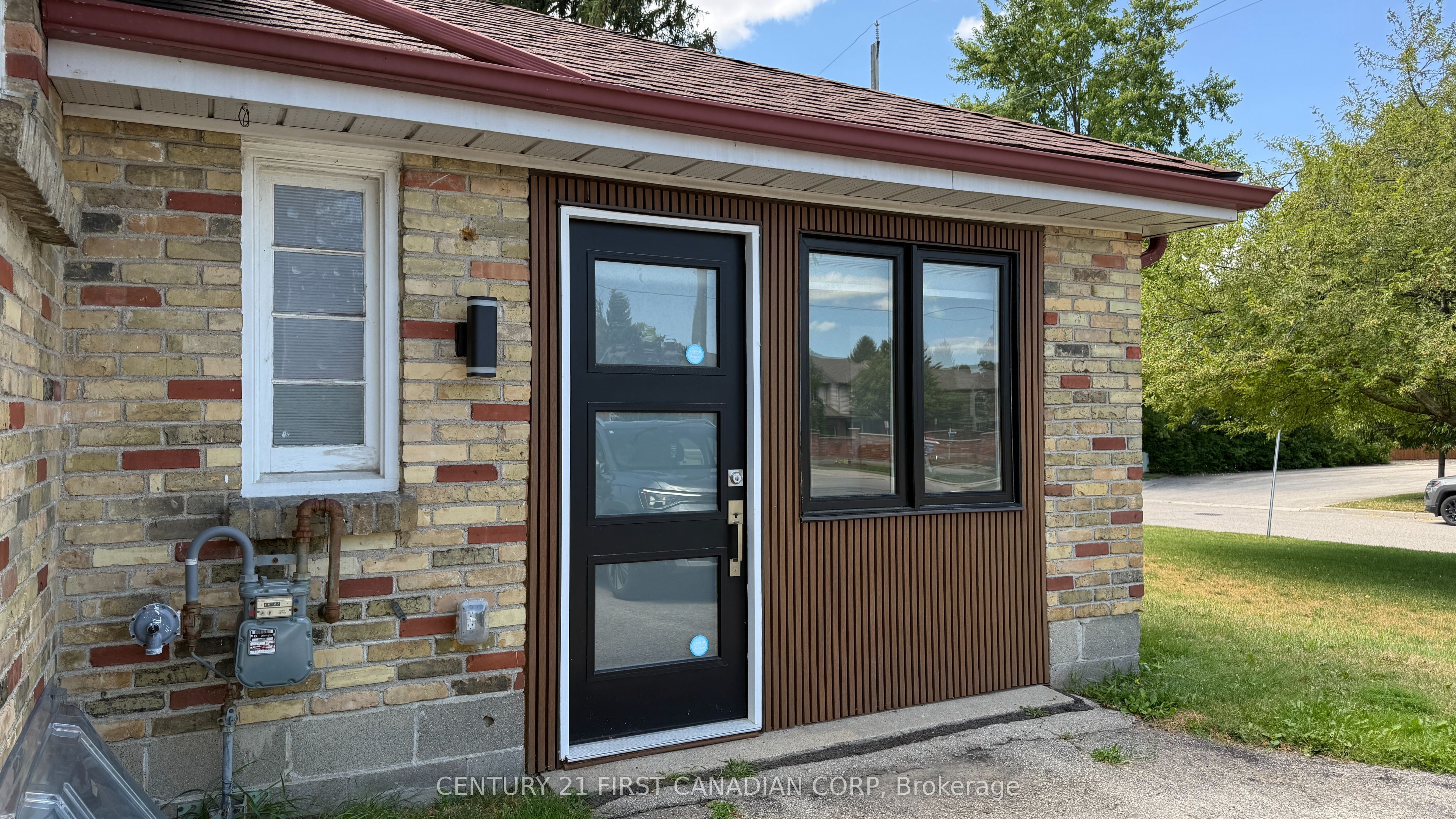 1473 Adelaide Street N Unit 2, London North, ON N5X 1K3 photo 2