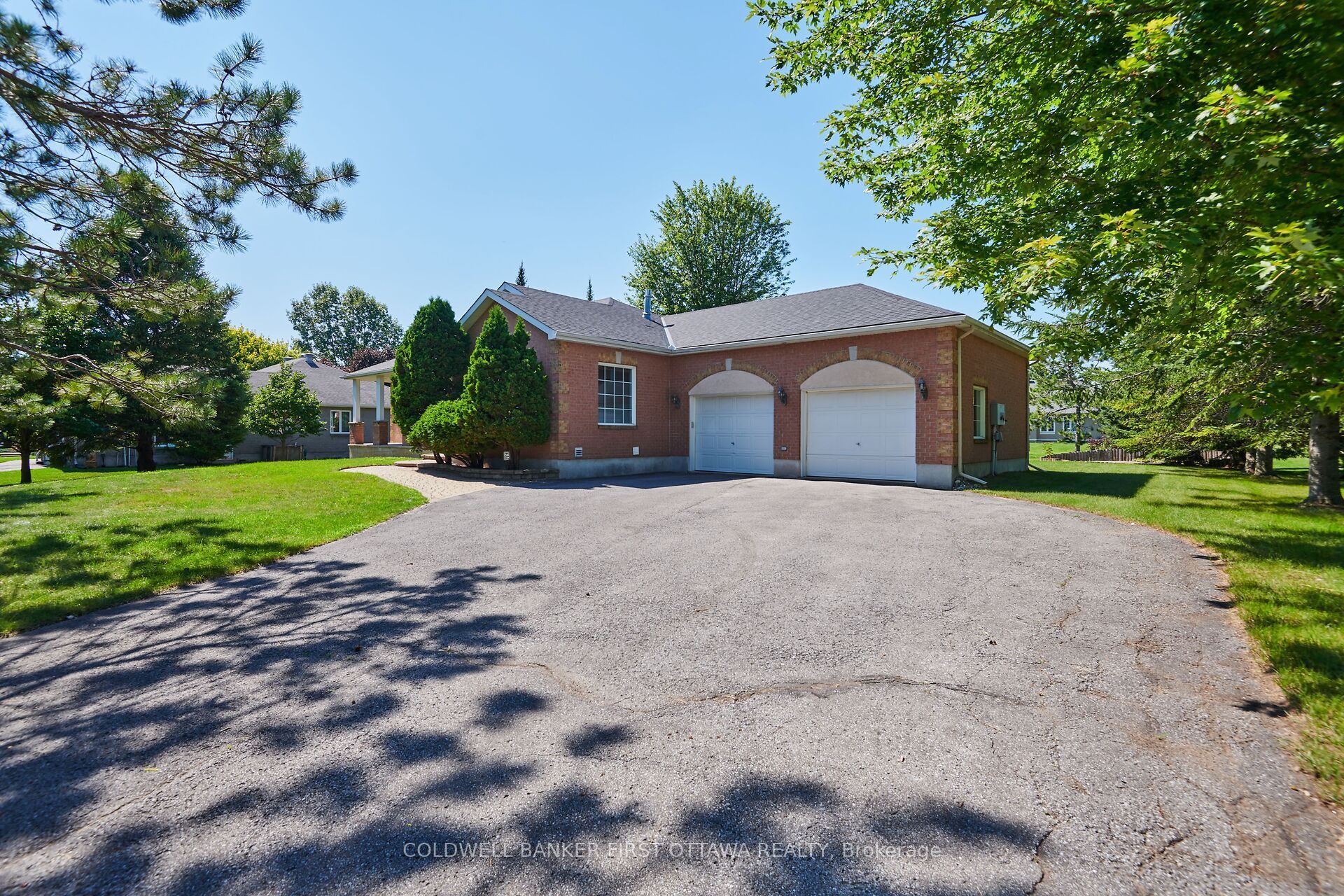 6983 Lakes Park Drive, Greely - Metcalfe - Osgoode - Vernon and Area, ON K4P 1M6 photo 2