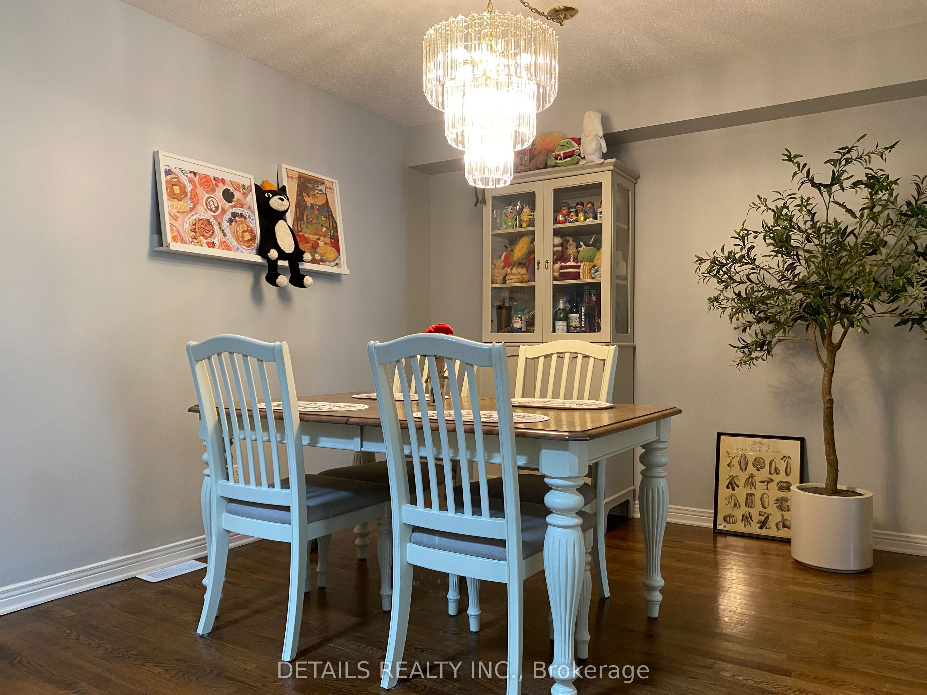 101 Milner Downs Crescent, Kanata, ON K2M 2S6 photo 4