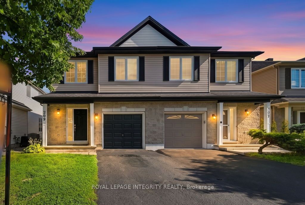 209 Tewsley Drive, Blossom Park - Airport and Area, ON K1V 0Y7