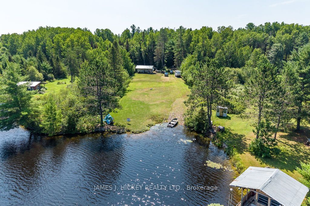 171 Mackey Creek Road, Head, Clara and Maria, ON K0J 2B0 photo 2