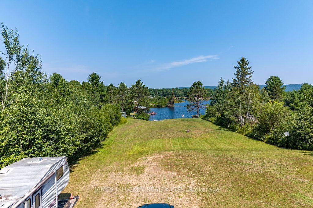 171 Mackey Creek Road, Head, Clara and Maria, ON K0J 2B0 photo 5