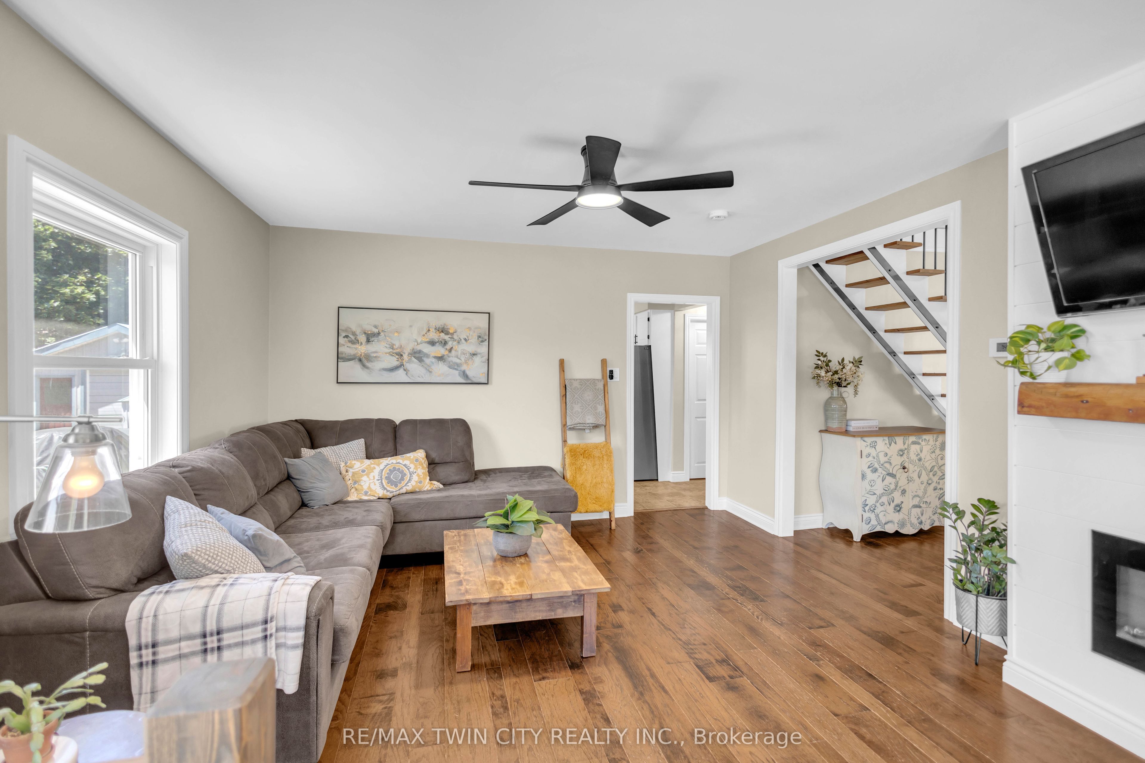 158 Grand Street, Brantford, ON N3R 4B9 photo 5