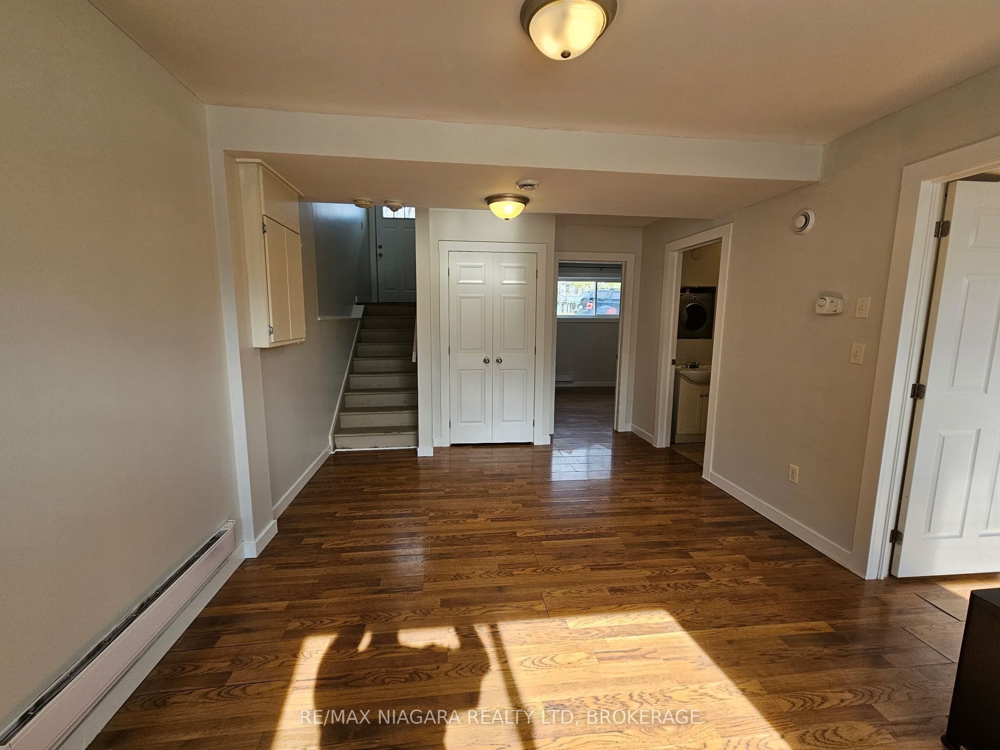 220 Erie st Street, Port Colborne, ON L3K 0A6 photo 3