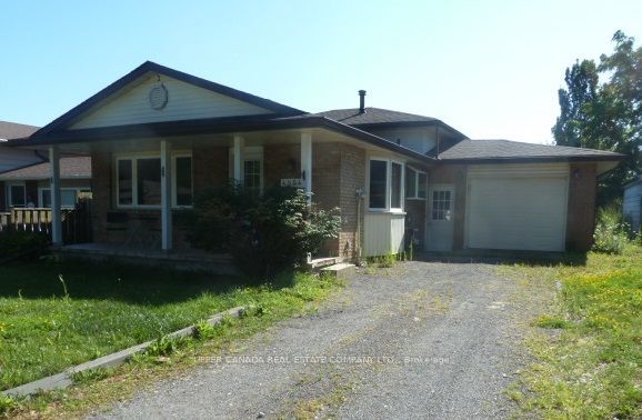 4054 Brookdale Drive, Niagara Falls, ON L2H 2B3 photo 2