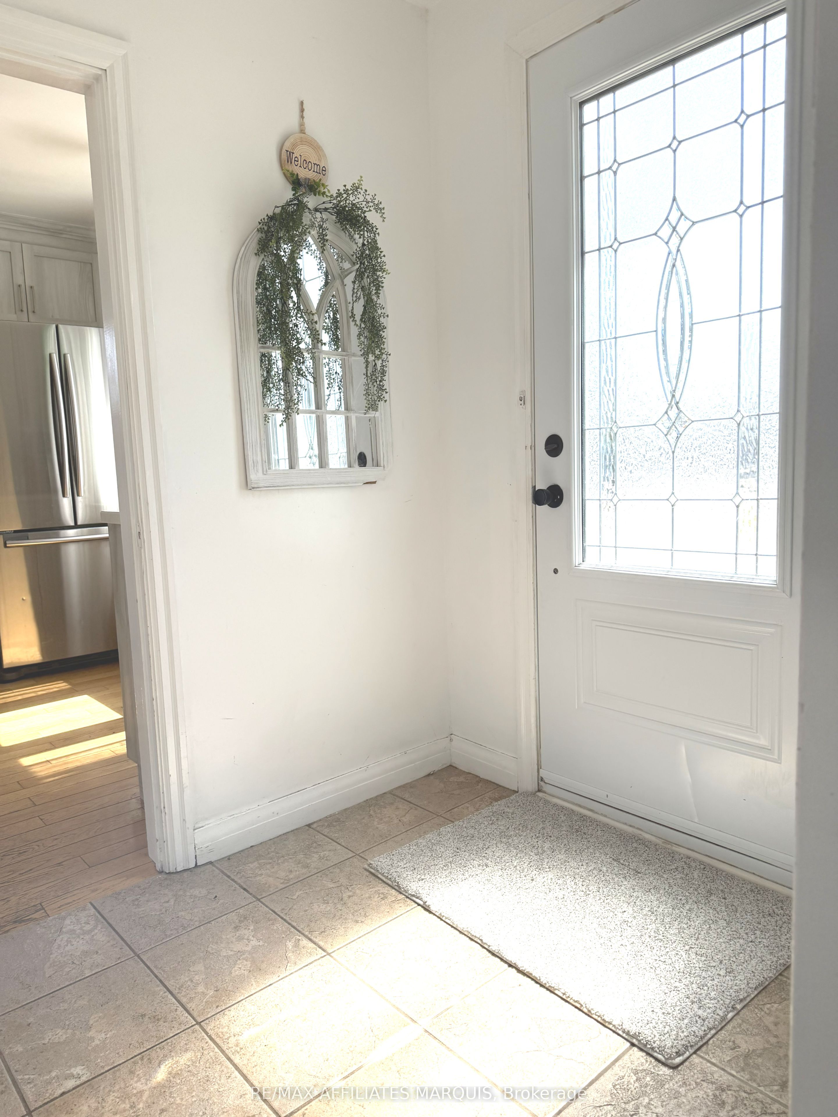 33 S Mary Street, Smiths Falls, ON K7A 3R2 photo 5