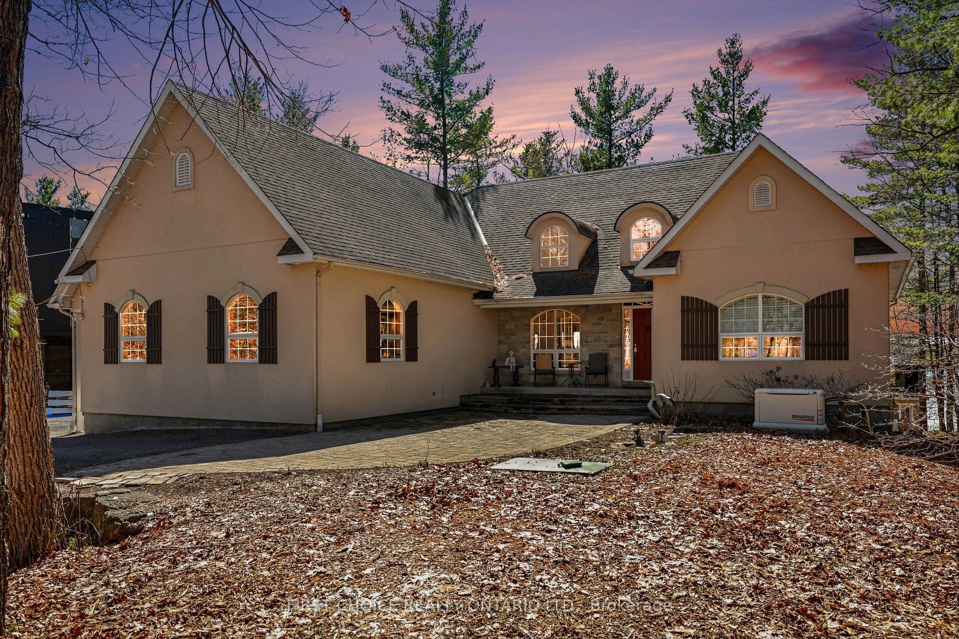 4136 Armitage Avenue, Constance Bay - Dunrobin - Kilmaurs - Woodlawn, ON K0A 1T0