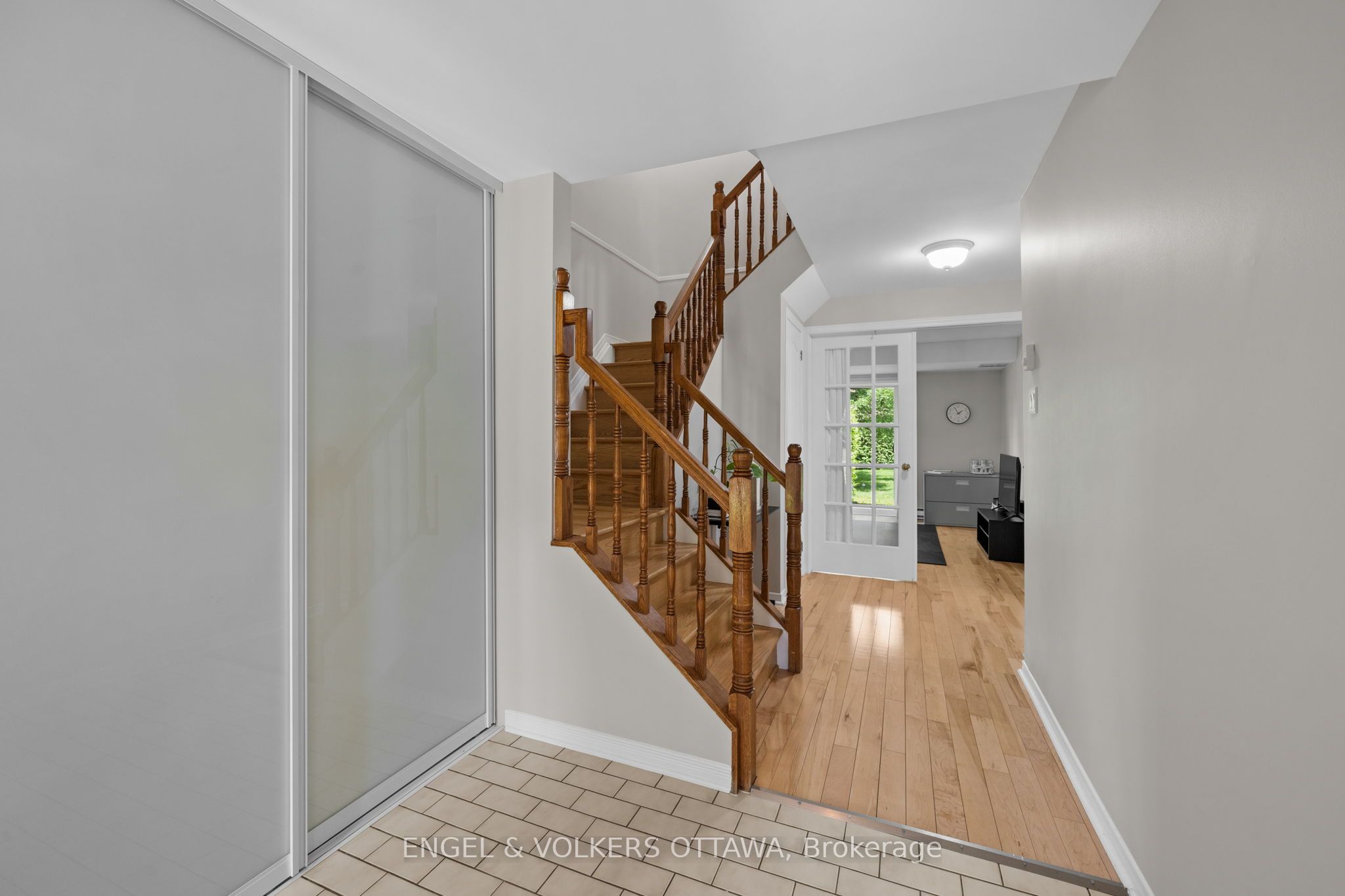 1831 Summerfields Crescent 71, Orleans - Convent Glen and Area, ON K1C 7B8 photo 4