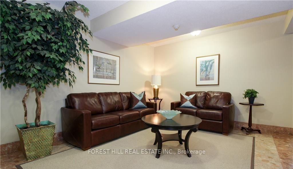 1510 Richmond Street N 110, London North, ON N6G 4V2 photo 4