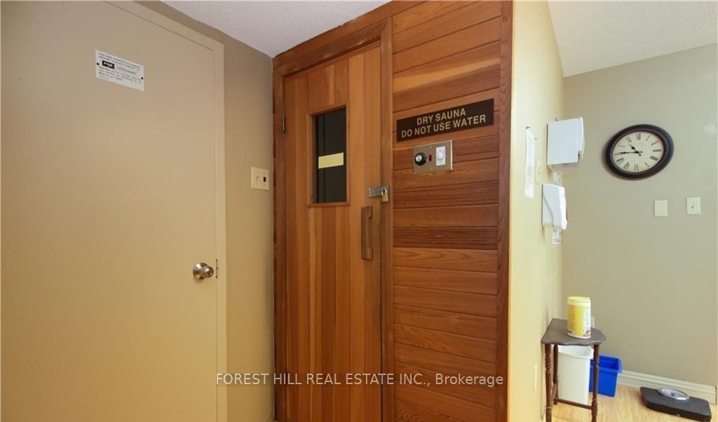 1510 Richmond Street N 110, London North, ON N6G 4V2 photo 5