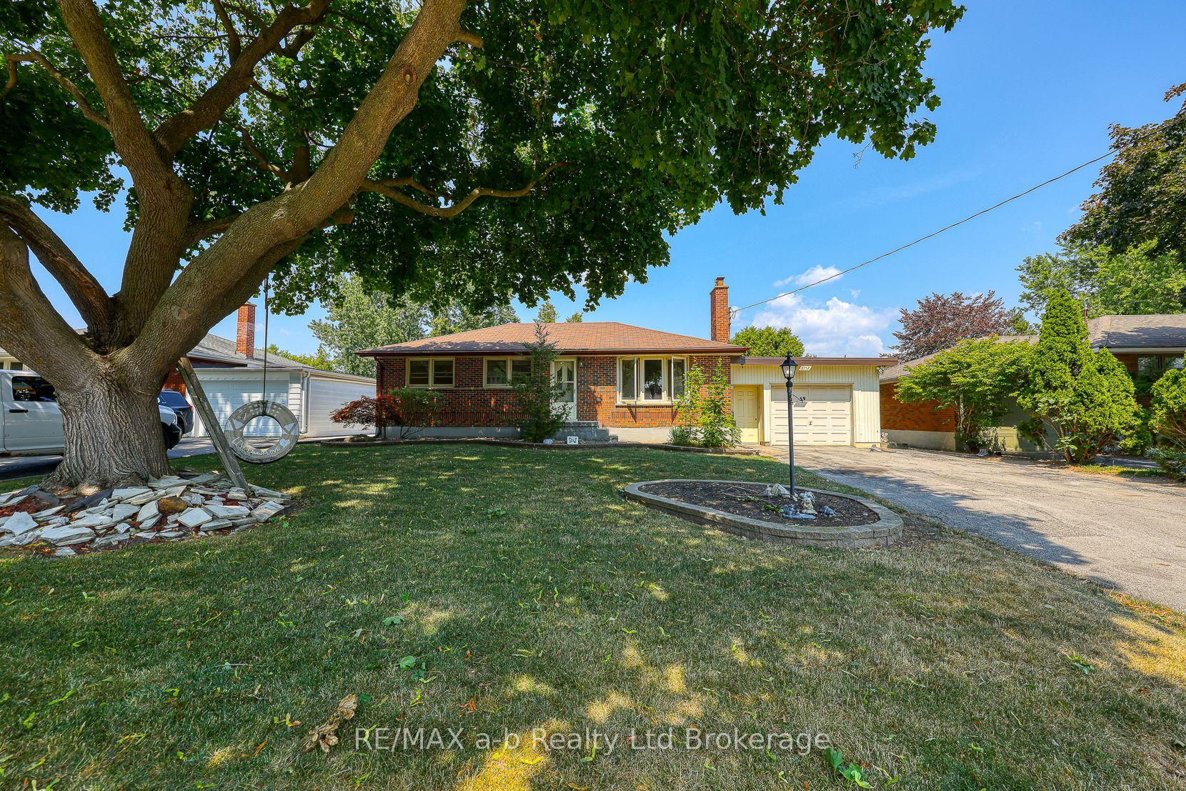 6752 Beattie Street, London South, ON N6P 1A7 photo 3
