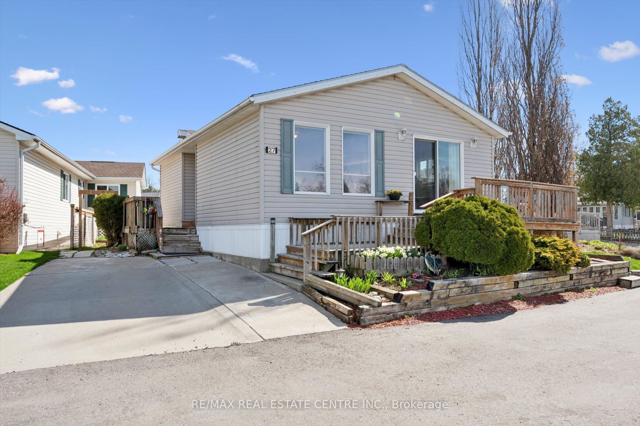 27 Trillium Beach Pvt Drive, Puslinch, ON N0B 2J0 photo 2