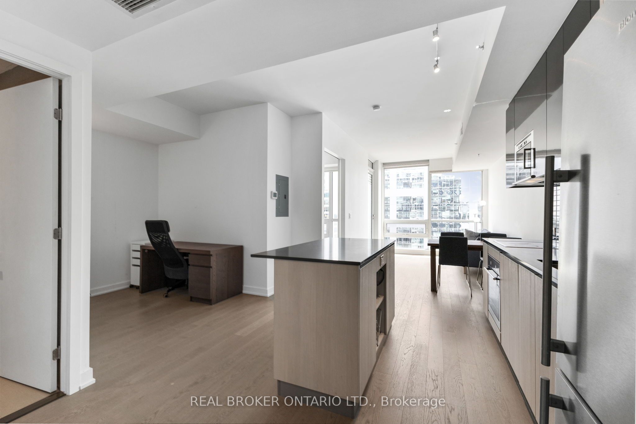 199 Slater Street 1708, Ottawa Centre, ON K1P 5M7 photo 4