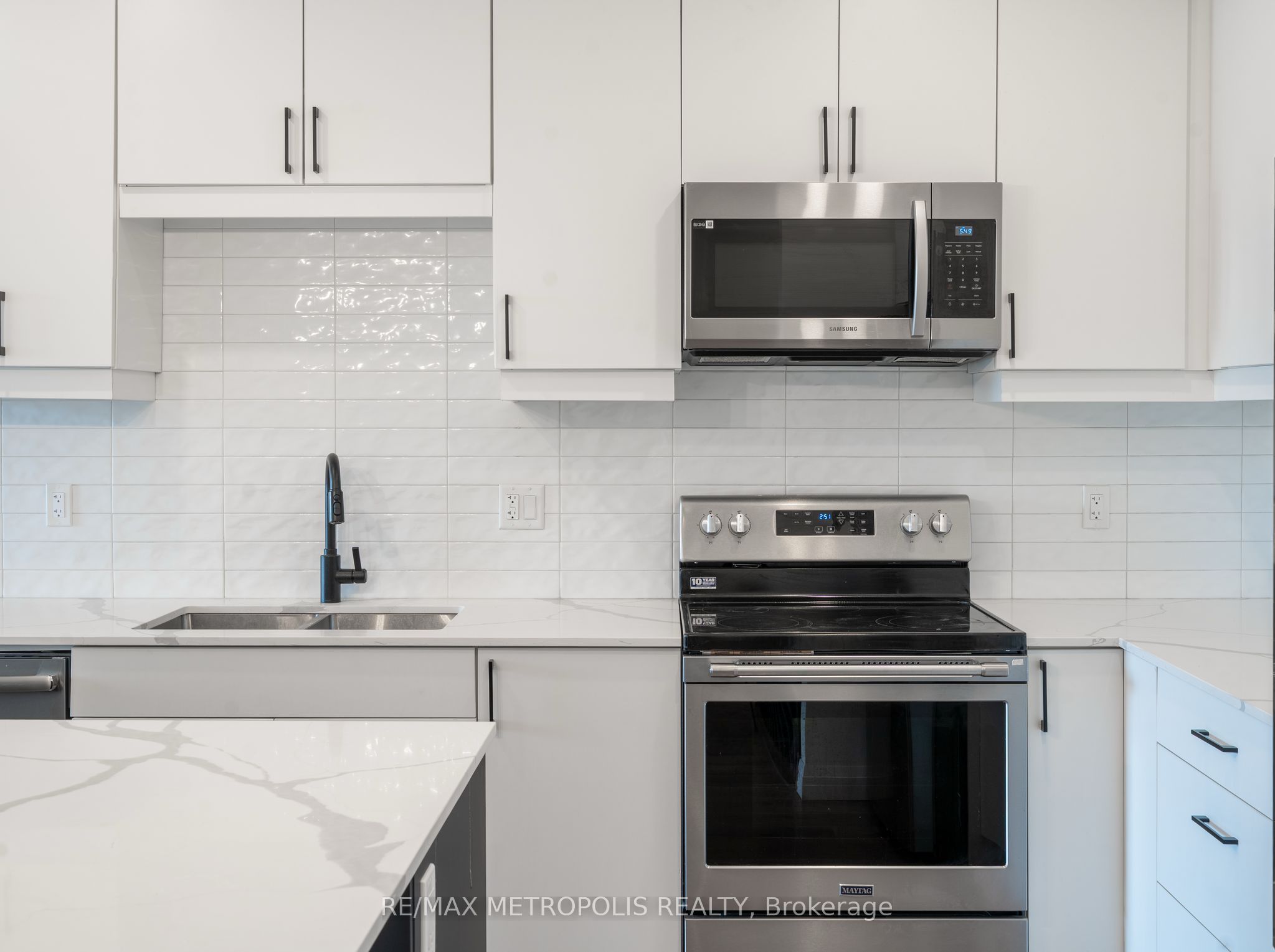 3900 Savoy Street 121, London South, ON N6P 0E3 photo 3