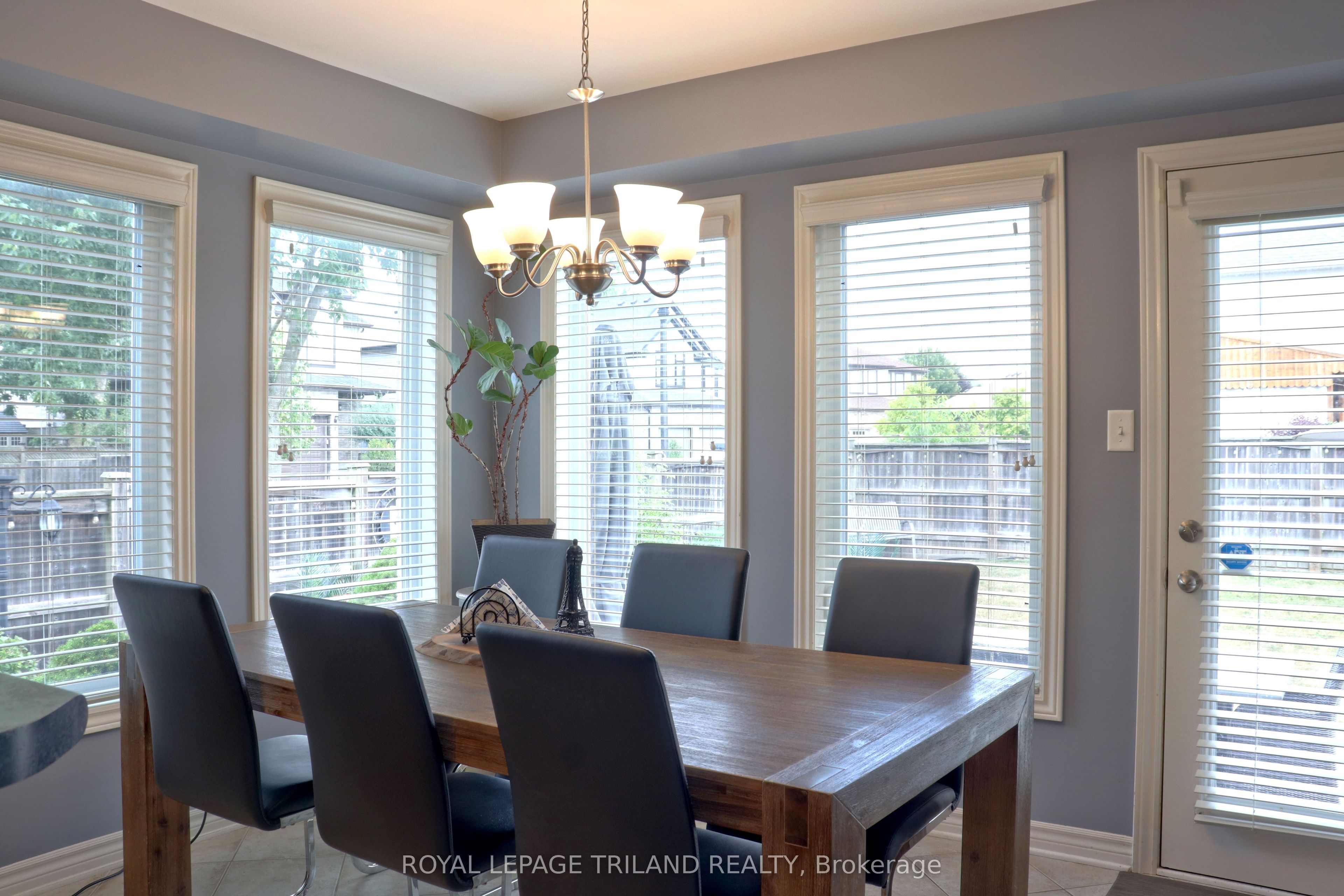 1842 Gough Avenue, London North, ON N5X 4P6 photo 2