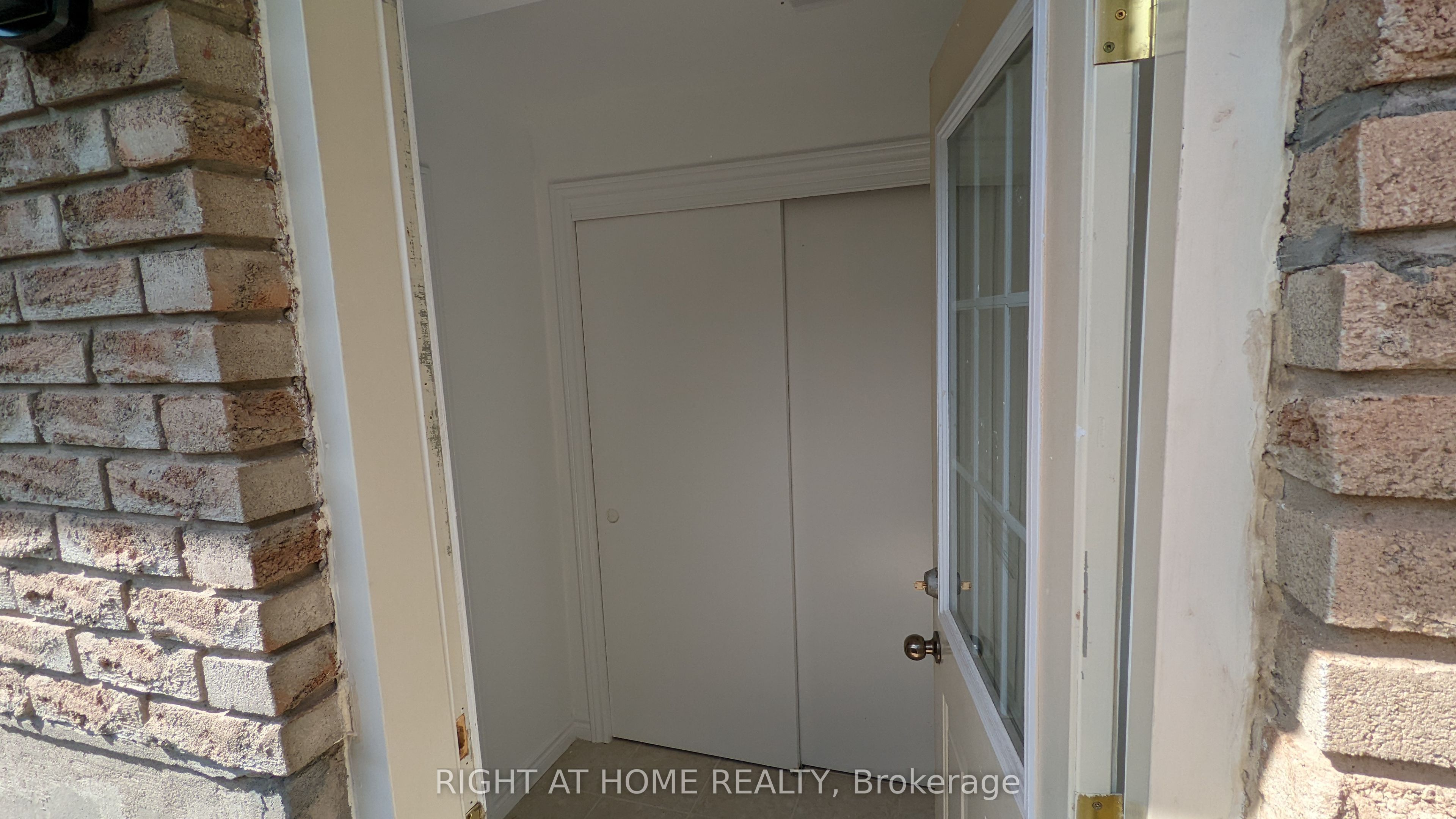 43 glenayr Place Lower Unit, Welland, ON L3C 3M6 photo 4