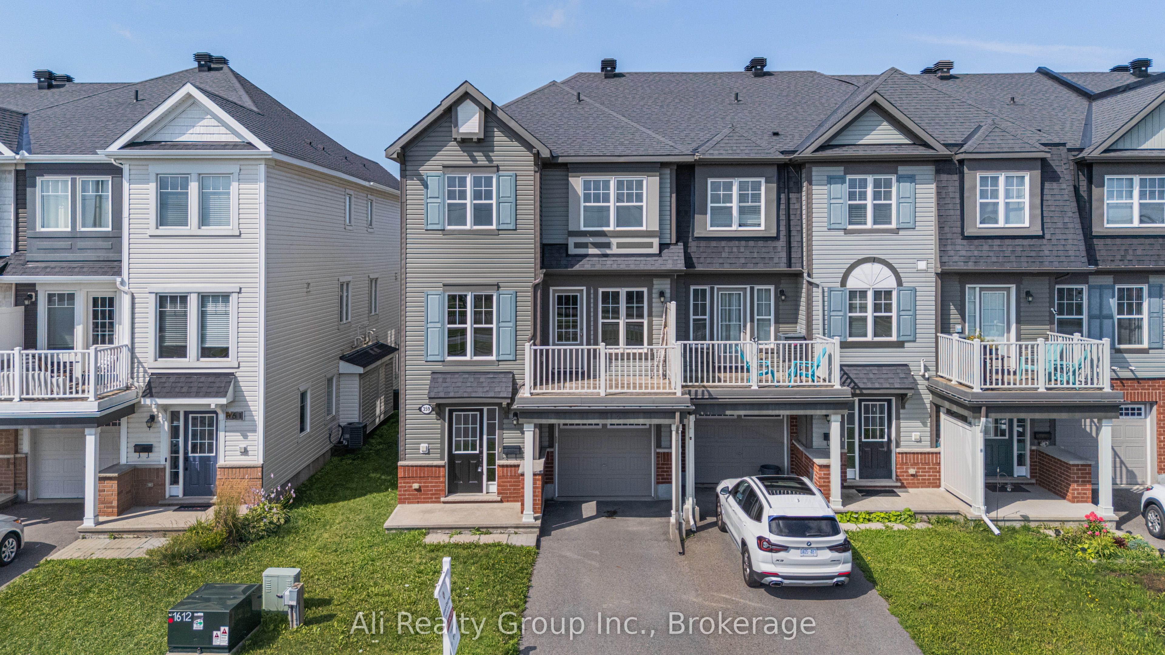 359 Sweetfern Crescent, Orleans - Cumberland and Area, ON K4A 1A5