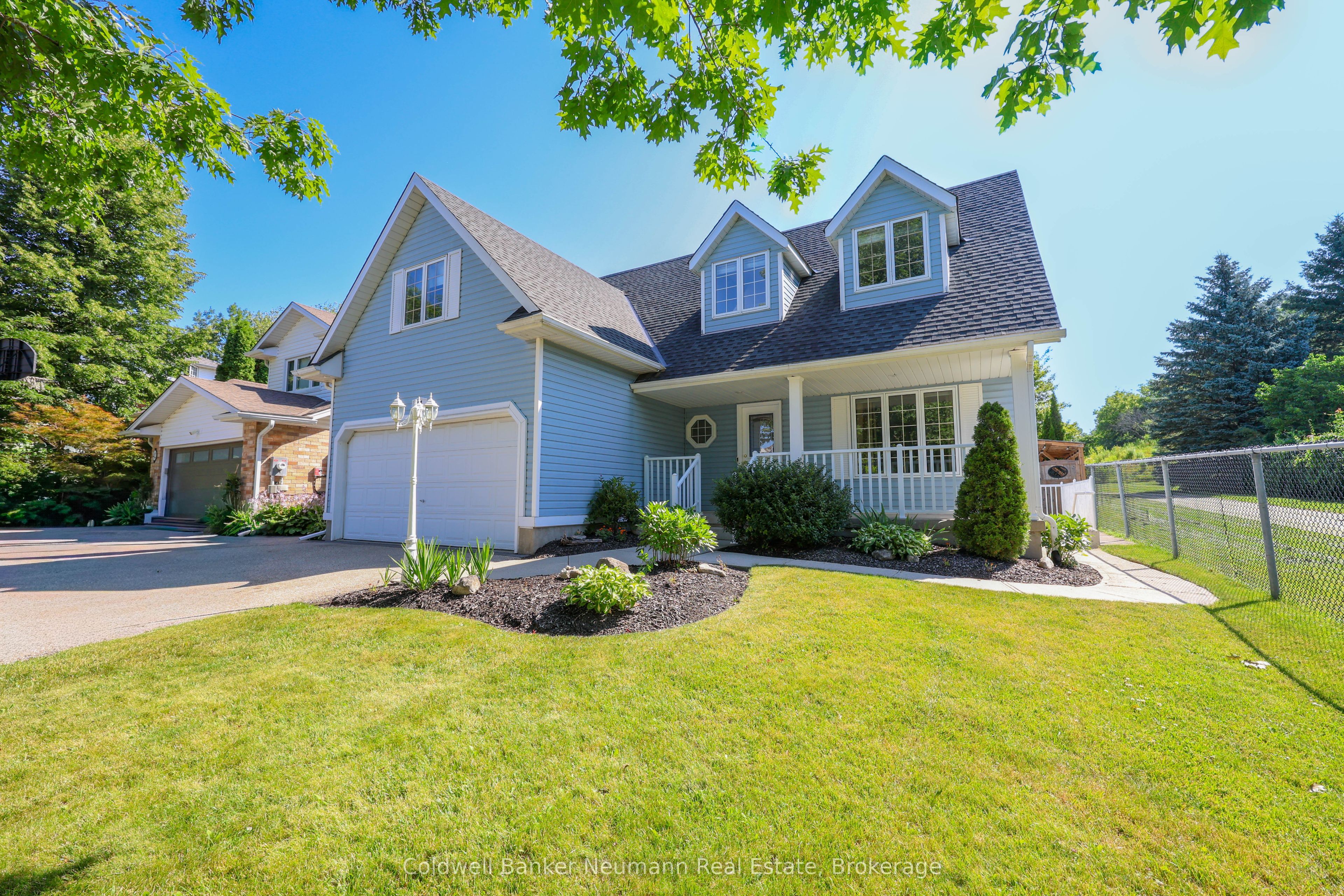 44 Tanager Drive Upper, Guelph, ON N1C 1B6