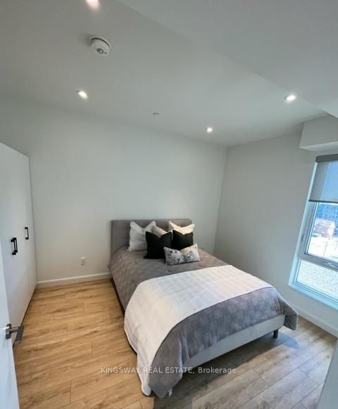 741 King Street W 706, Kitchener, ON N2G 1E5 photo 5