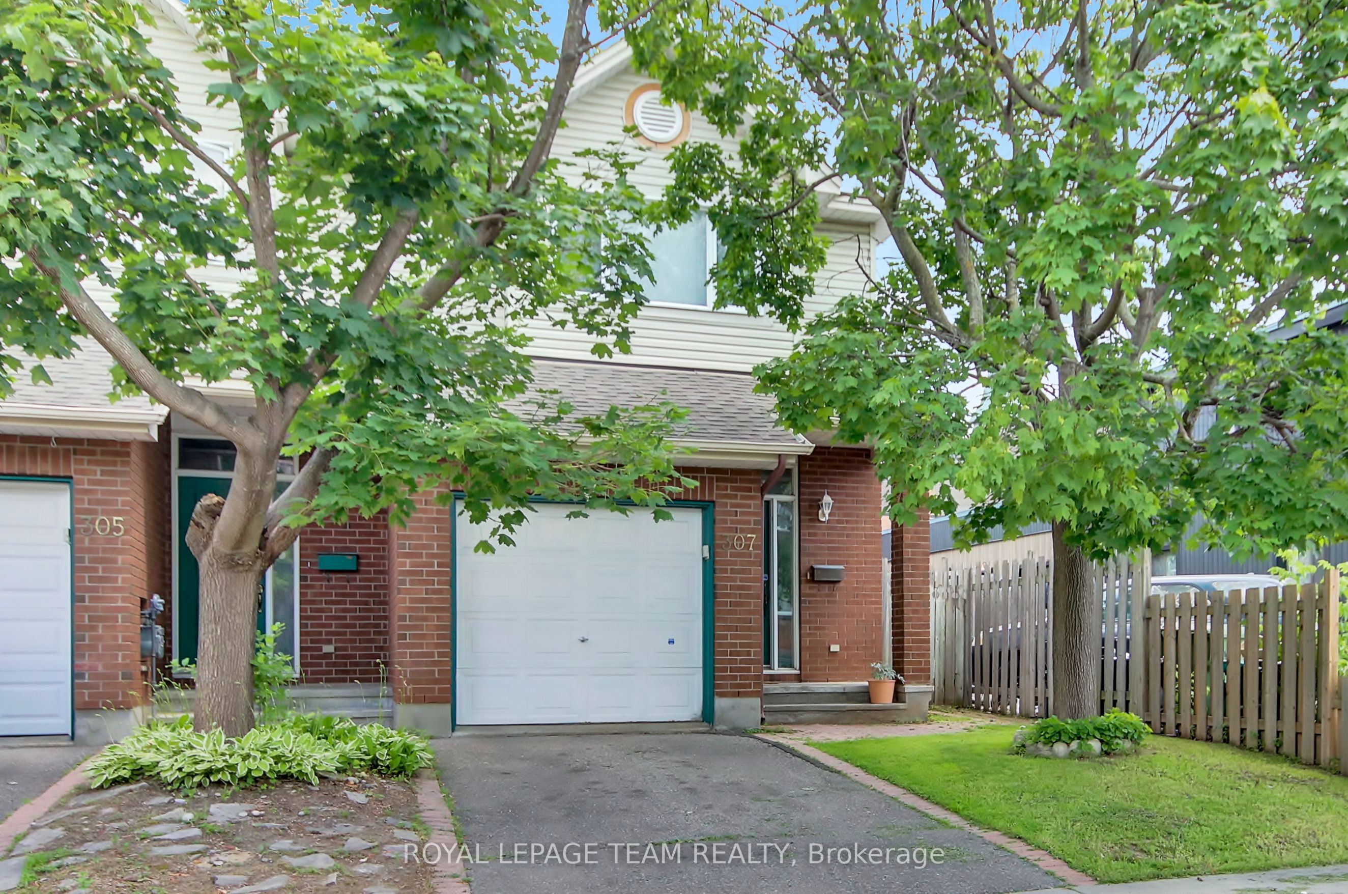 307 Cyr Avenue, Vanier and Kingsview Park, ON K1L 7N6 photo 5