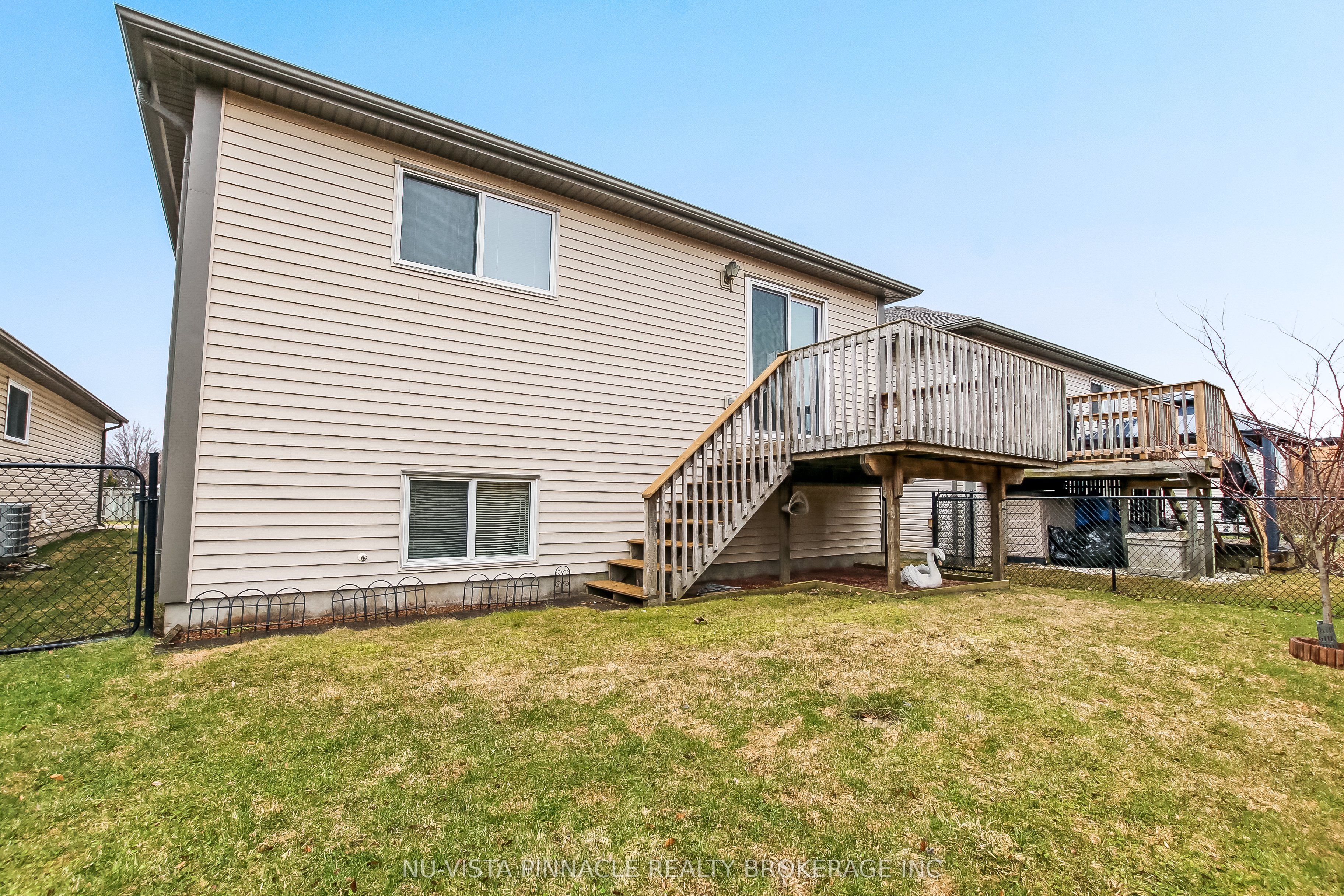 335 Lighthouse Road 29, London South, ON N6M 1J8 photo 3
